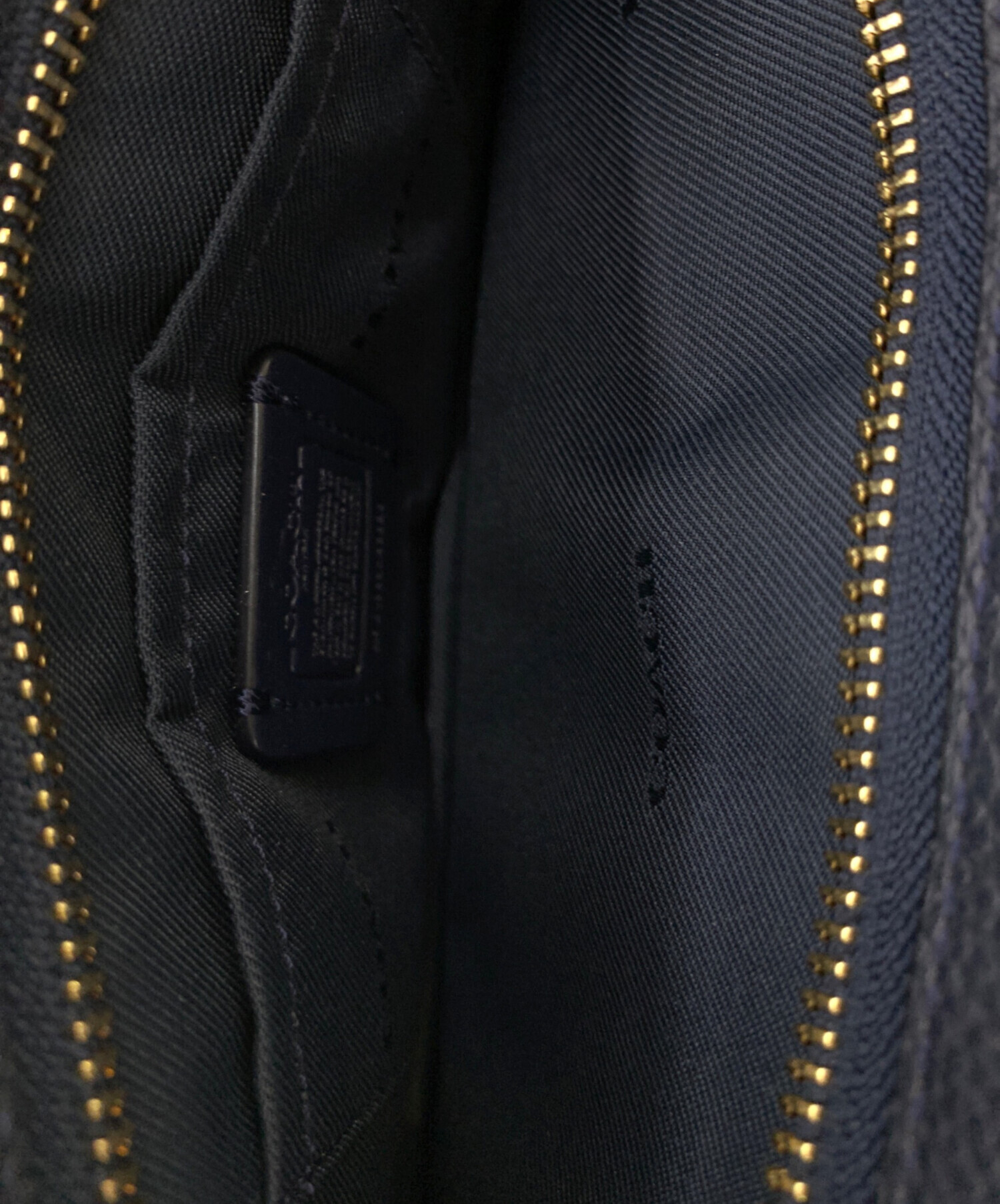 中古・古着通販】COACH (コーチ) メッセンジャーバッグ ネイビー