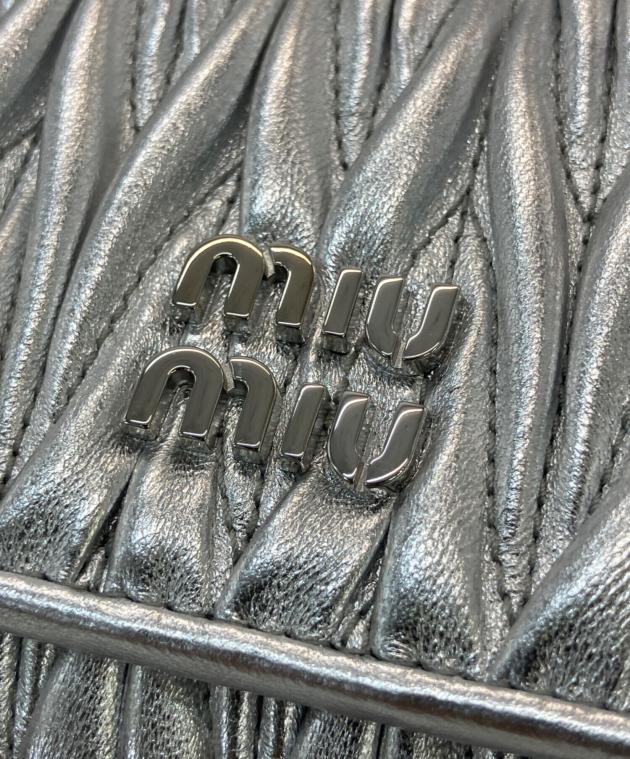 中古・古着通販】MIU MIU (ミュウミュウ) マテラッセ シルバーカラー