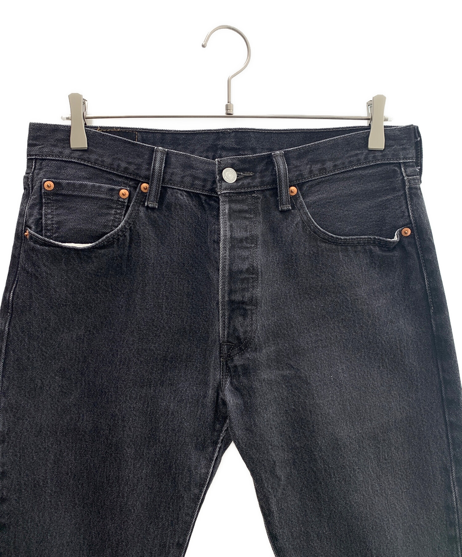 中古・古着通販】LEVI'S (リーバイス) デニムパンツ ブラック サイズ