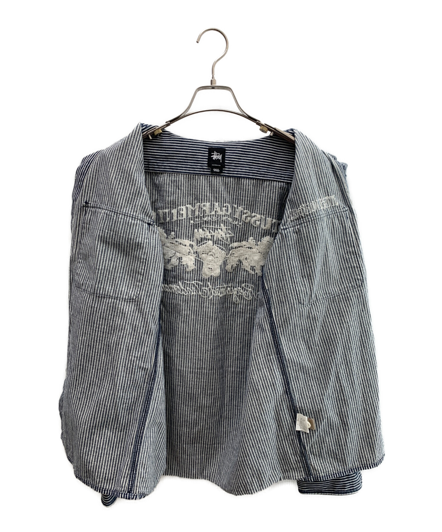 わ*ん様 Stussy ネイビー カバーオール Mサイズ 中古・古着通販】stussy (ステューシー) 刺繍カバーオール ネイビー