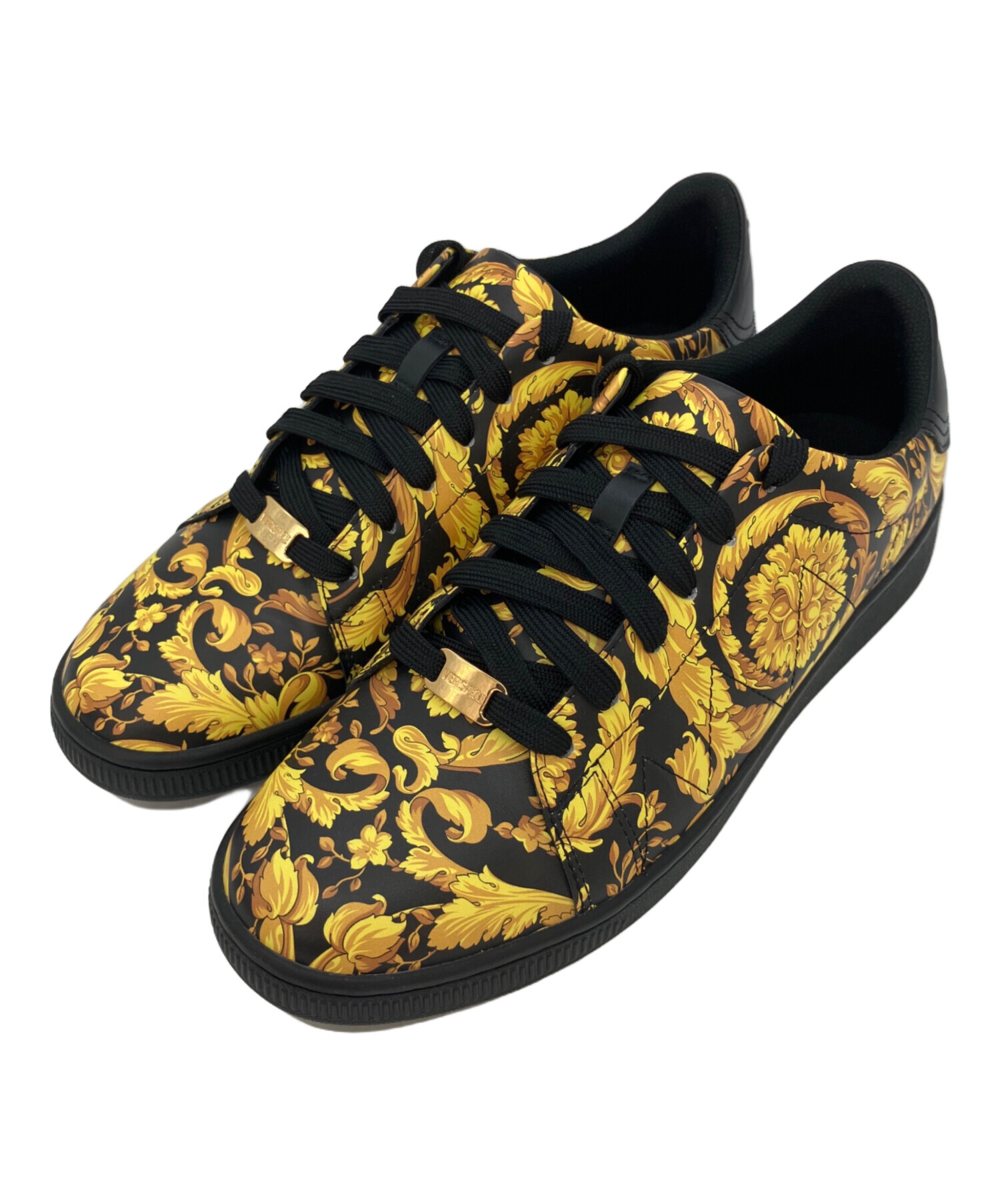 ヴェルサーチ VERSACE メデューサ スニーカー 靴 レザー メンズ ブラック系 【中古】 中古・古着通販】VERSACE (ヴェルサーチェ) スニーカー ブラック