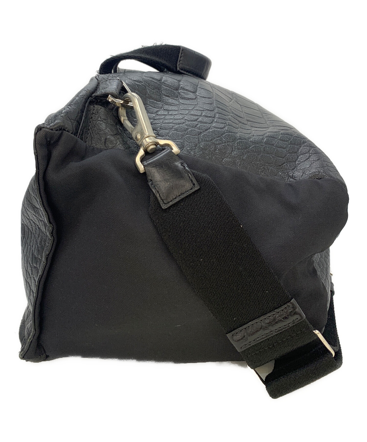 【美品✨】GIVENCHY ジバンシー 本革 ショルダーバッグ メッセンジャー黒 中古・古着通販】GIVENCHY (ジバンシィ) レザーメッセンジャーバッグ