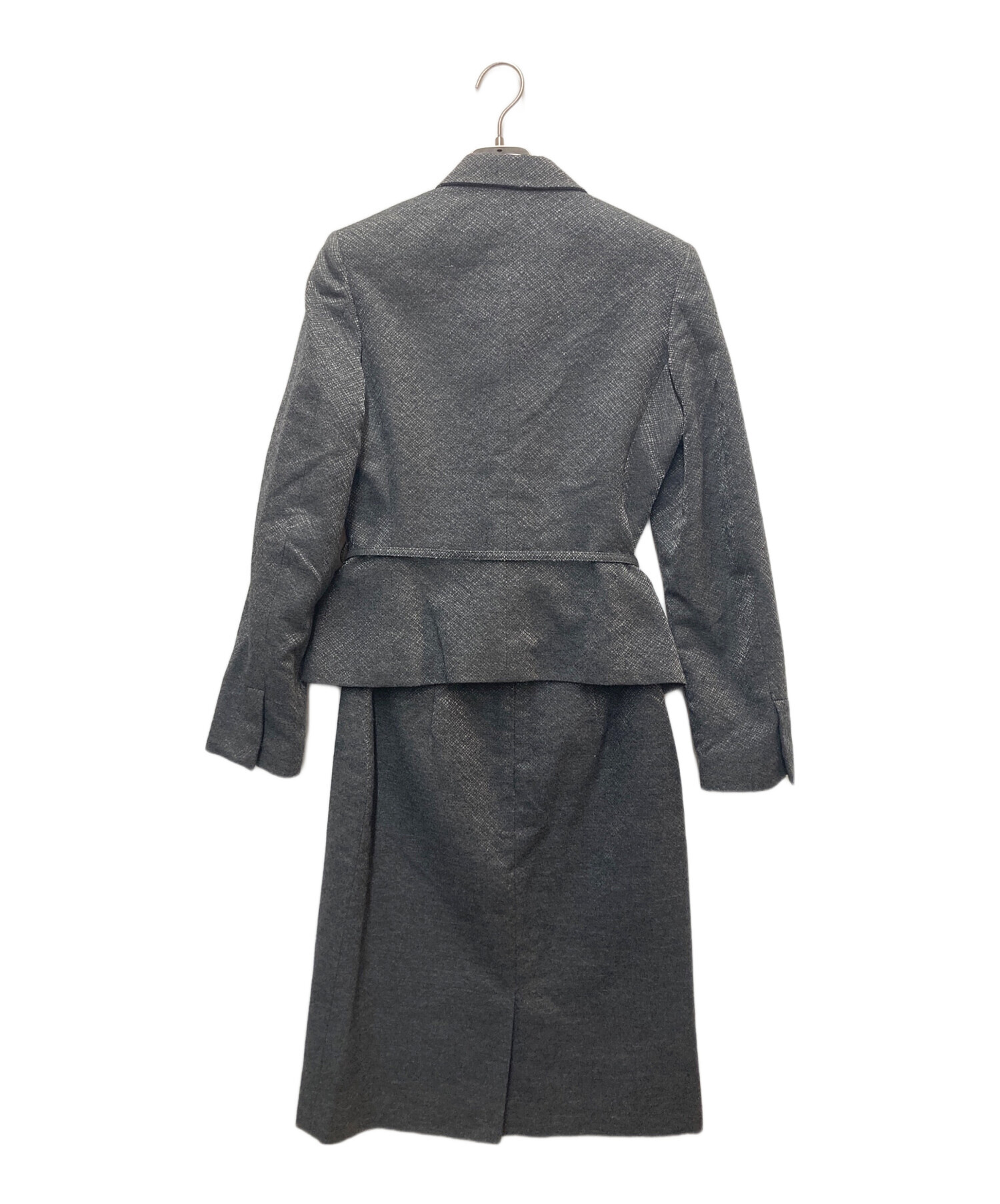 ヴェルサーチのスーツチャコールグレー 中古・古着通販】VERSUS VERSACE (ヴェルサス ヴェルサーチェ