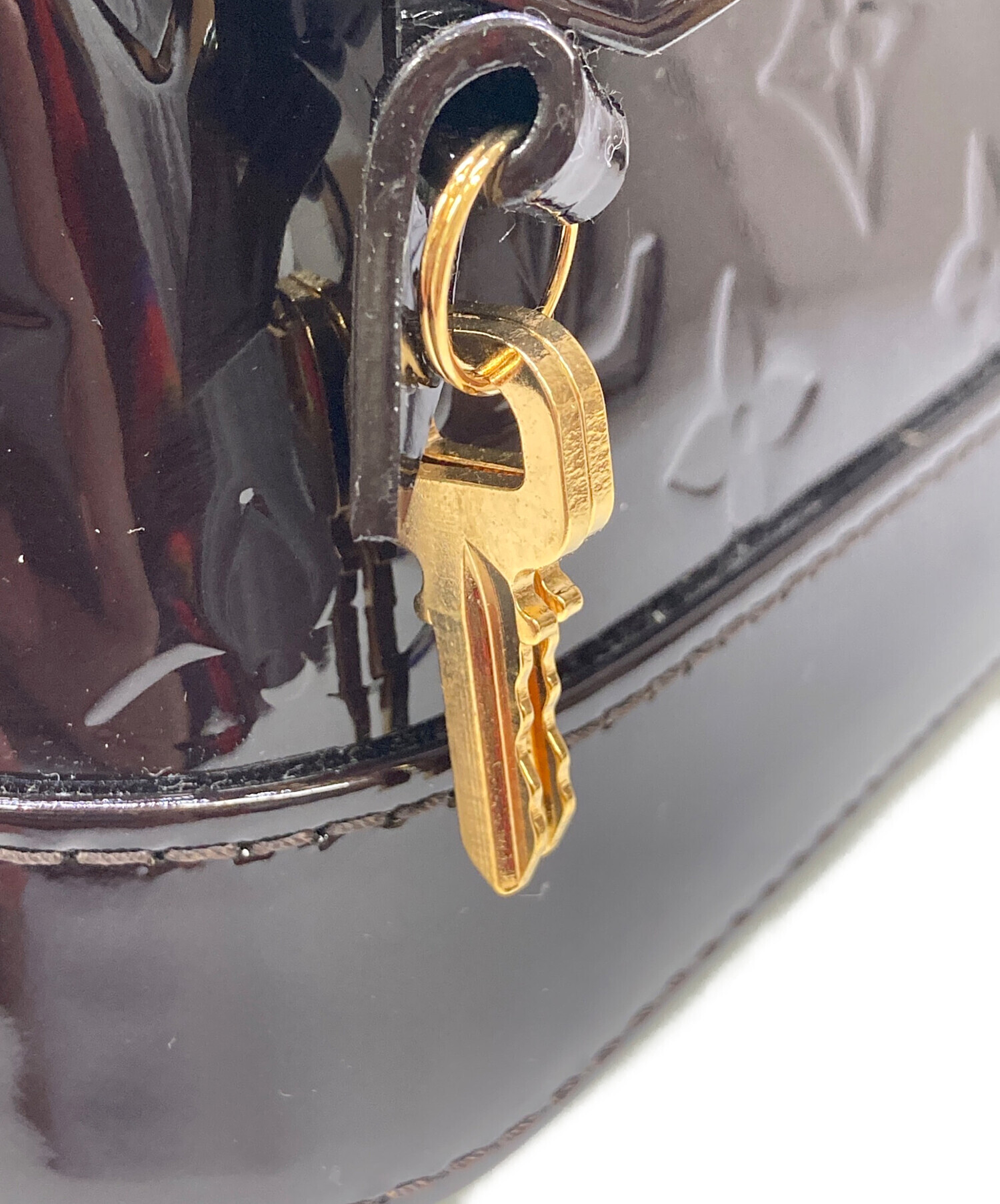 LOUIS VUITTON ヴィトン アルマ ヴェルニ アマラント 中古・古着通販】LOUIS VUITTON (ルイ ヴィトン) ヴェルニ アルマBB