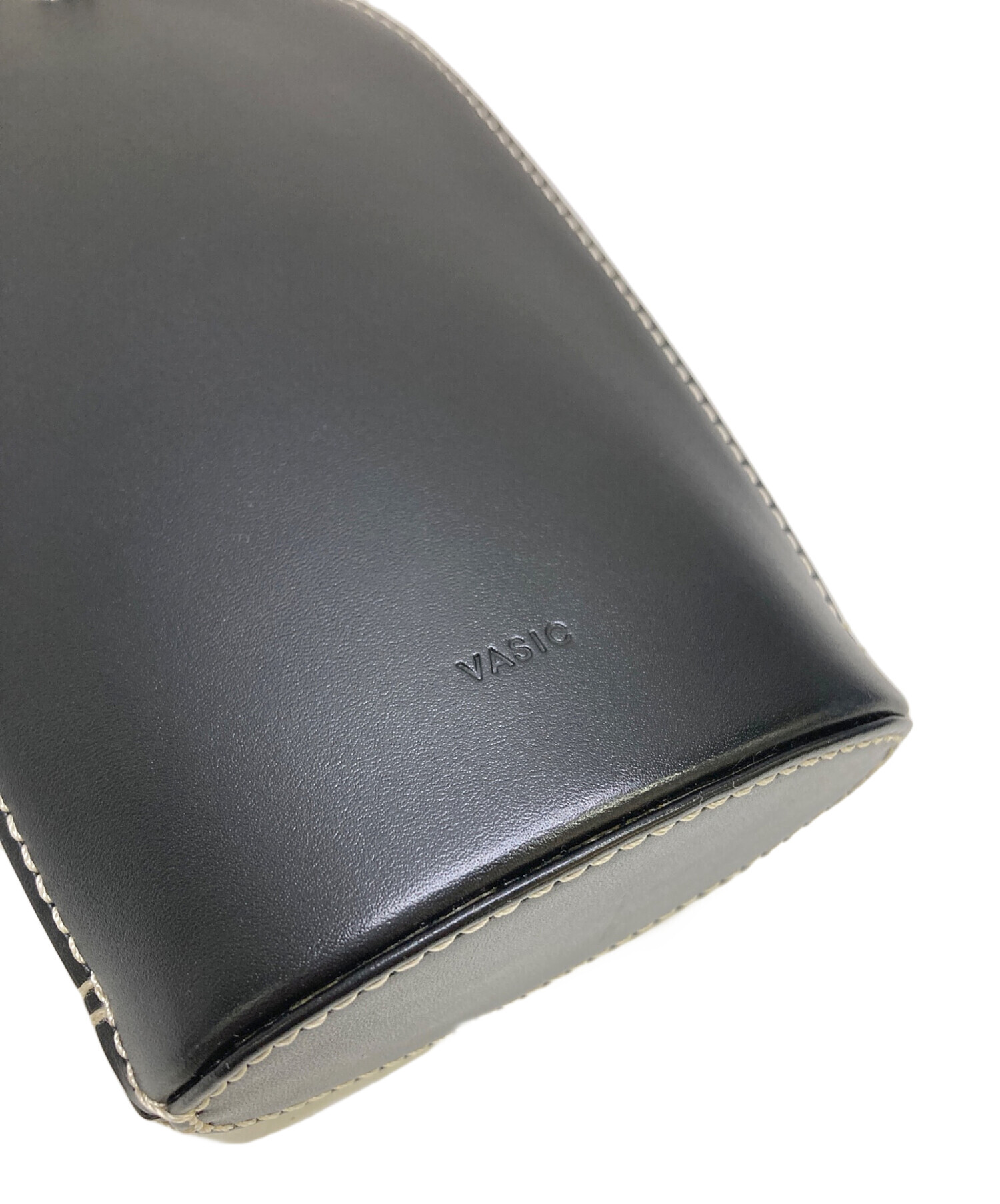 中古・古着通販】VASIC (ヴァジック) スマホショルダー PETRA ブラック