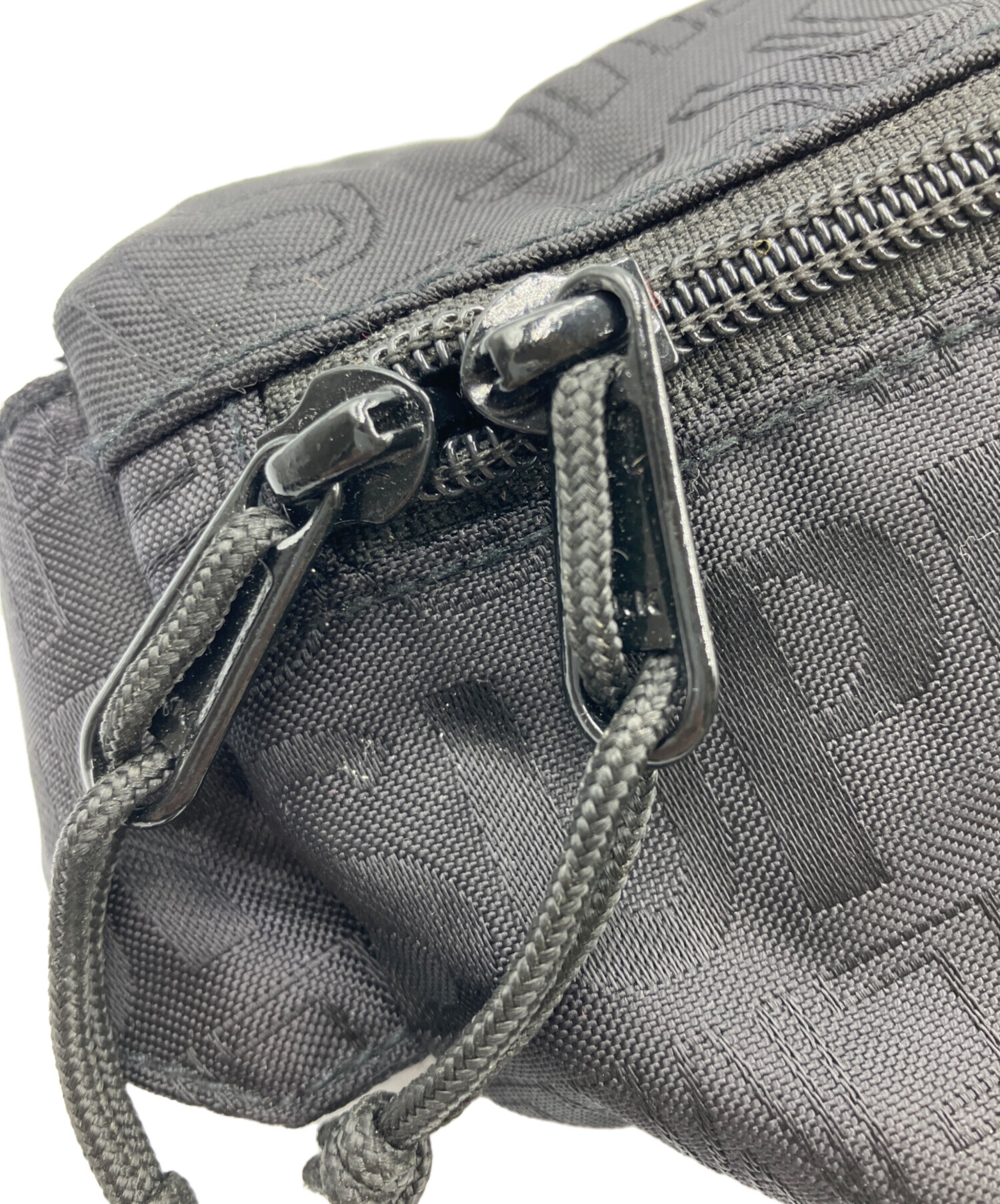 中古・古着通販】SUPREME (シュプリーム) ボディーバッグ ブラック
