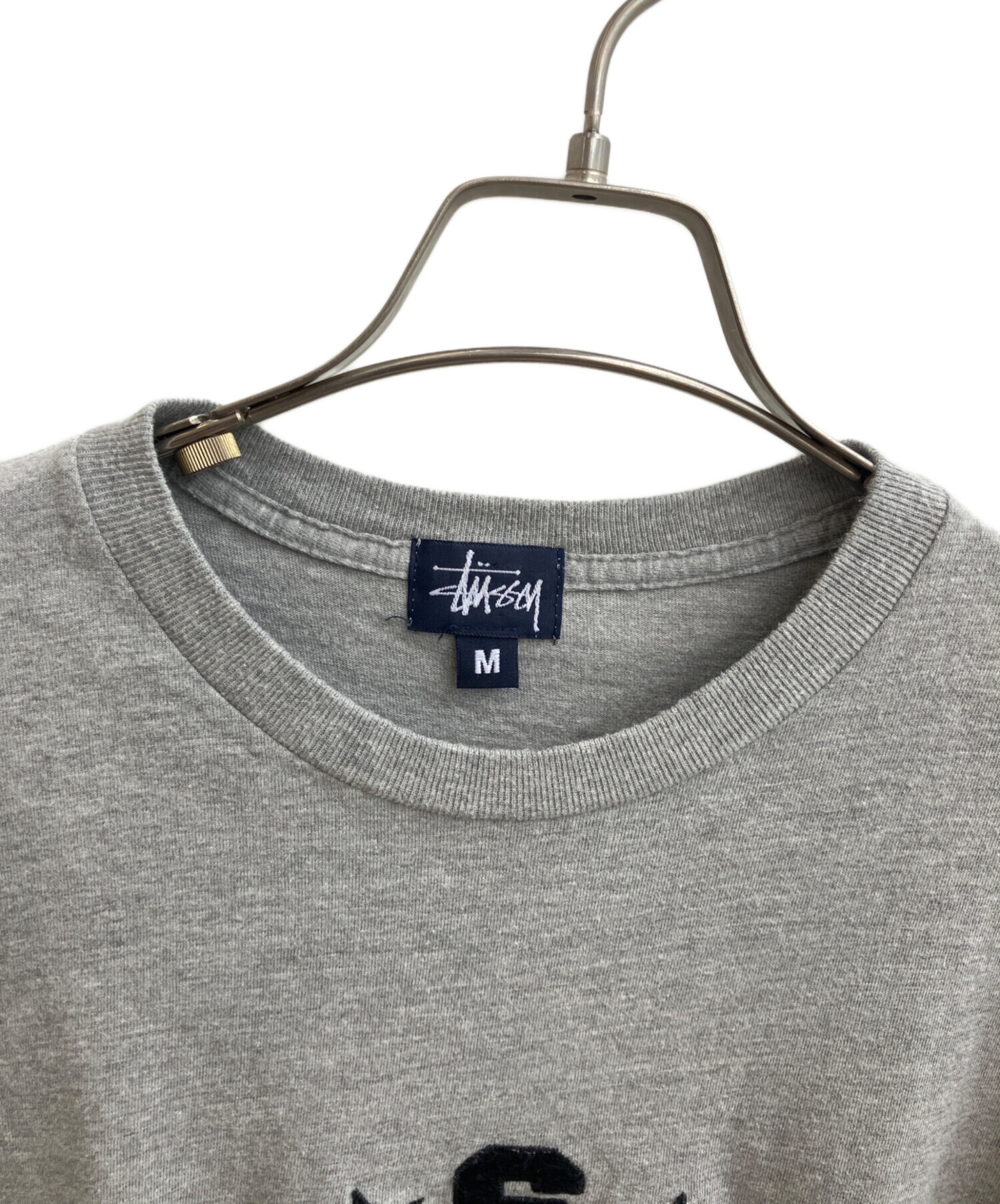 中古・古着通販】stussy (ステューシー) ワンポイント刺繍Tシャツ