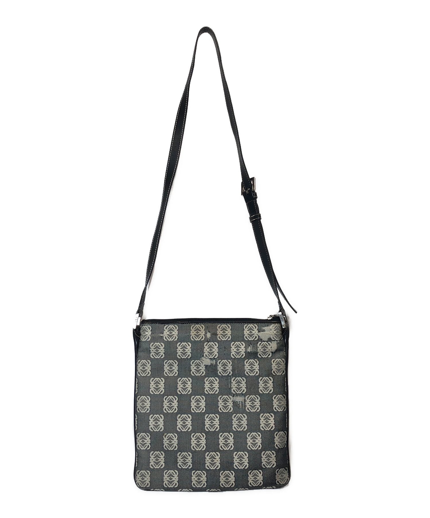 中古・古着通販】LOEWE (ロエベ) ショルダーバッグ グレー｜ブランド