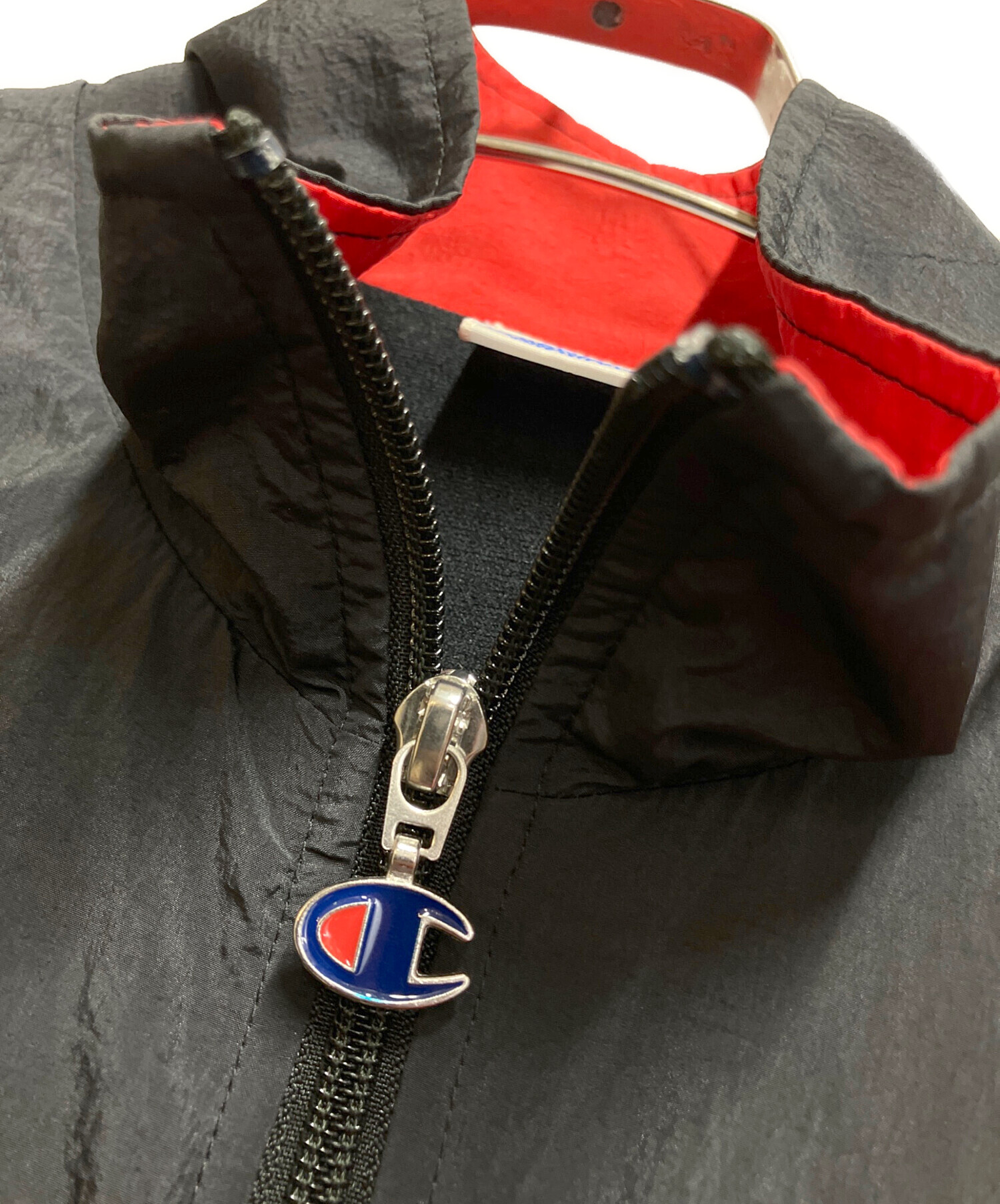 中古・古着通販】Champion (チャンピオン) ナイロンジャケット レッド 