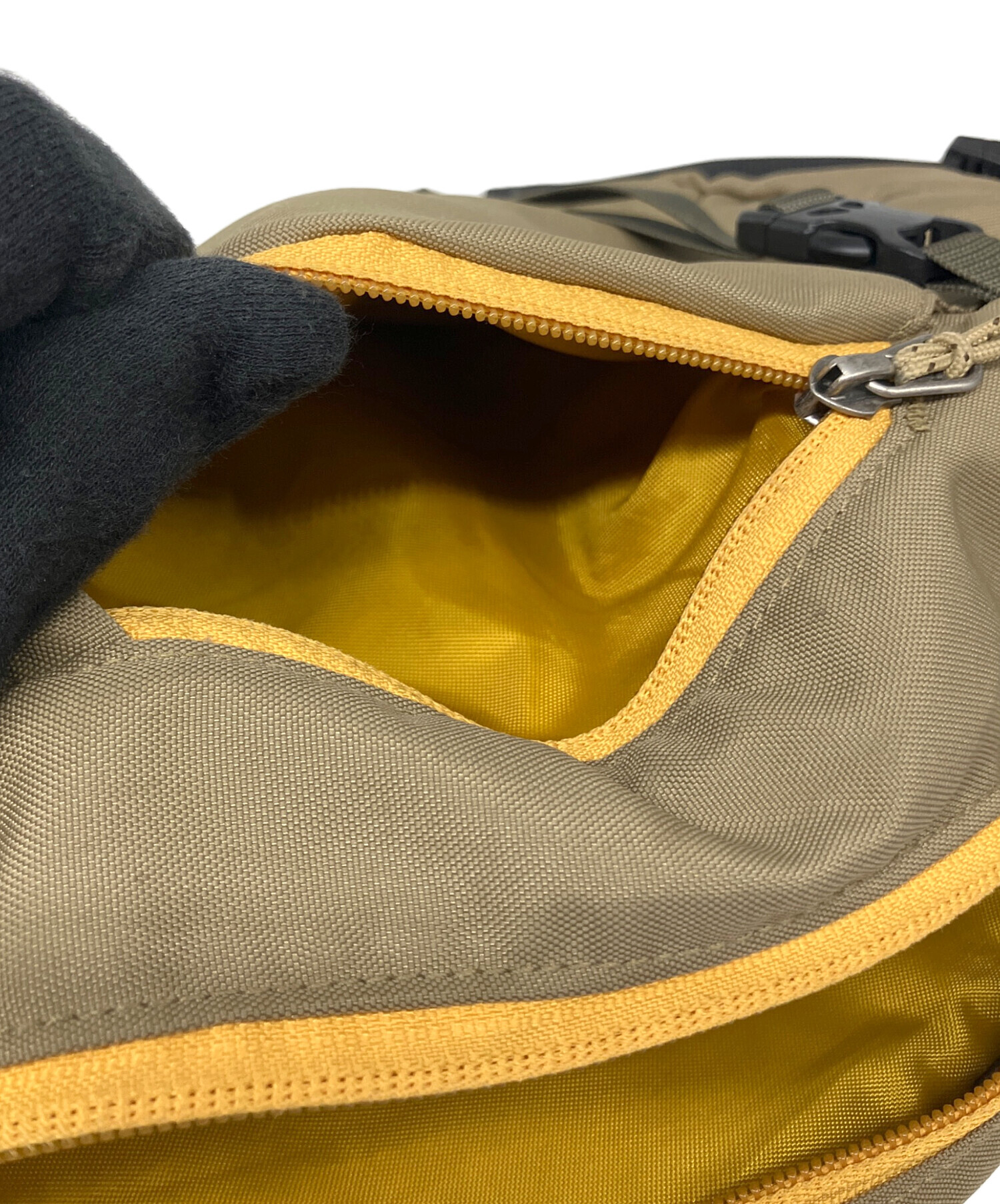中古・古着通販】Patagonia (パタゴニア) ボディーバッグ ベージュ