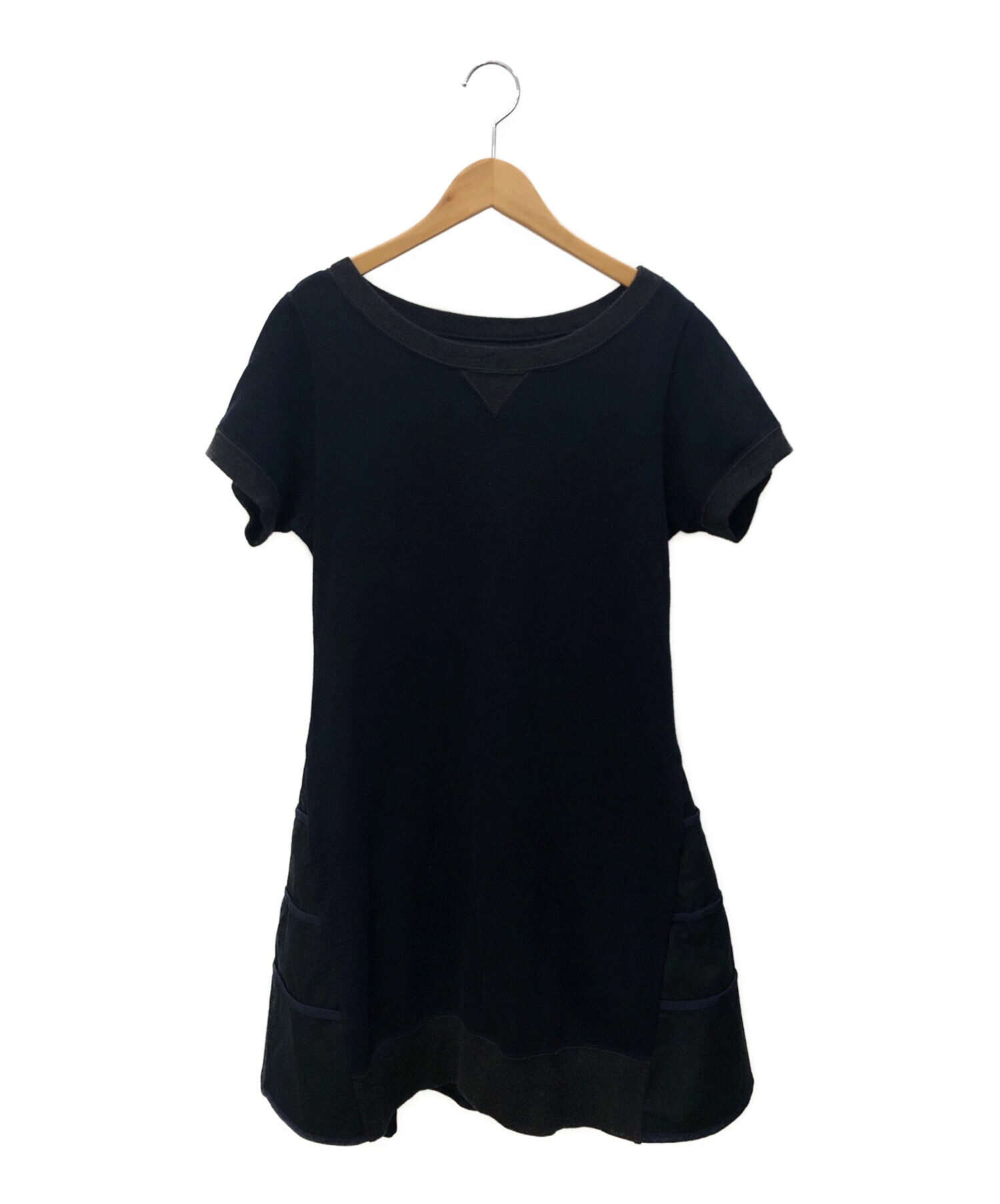 Sacai ✰美品　完売✰サカイ　パフスリーブ　スウェット　ワンピース サカイ スウェット sacai スウェット sacaiスウェットワンピース sacai