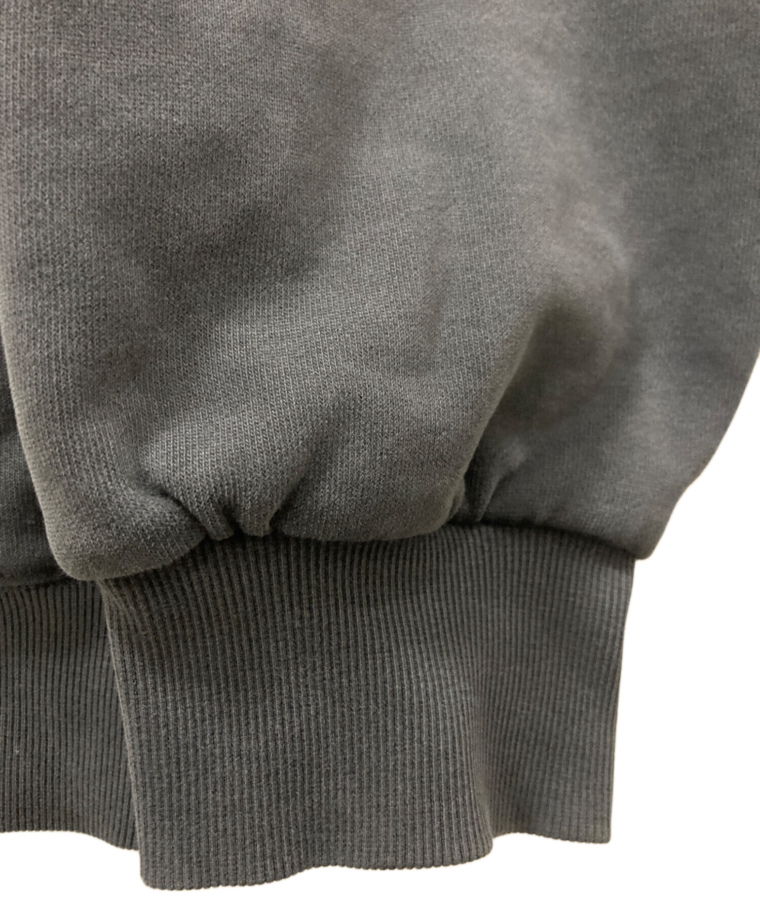 Carhartt WIP ナイロンブルゾン グレー サイズL 中古・古着通販】CarHartt (カーハート) ジップブルゾン グレー サイズ