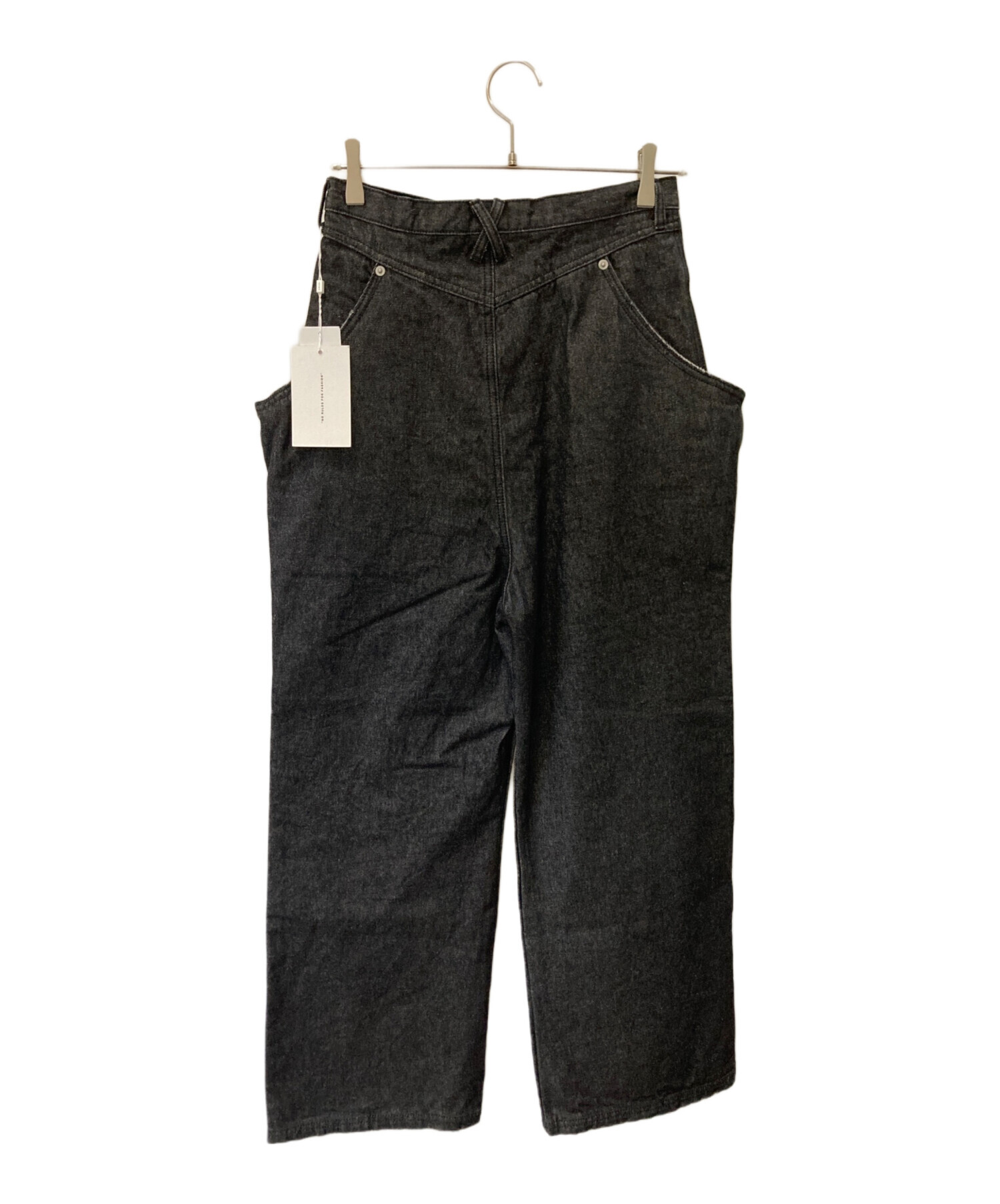 未使用品タグ付きアメリAmeri VINTAGEモノクロ幾何学模様 ワイドパンツ 中古・古着通販】Ameri (アメリ) デニムパンツ ブラック サイズ:24 未