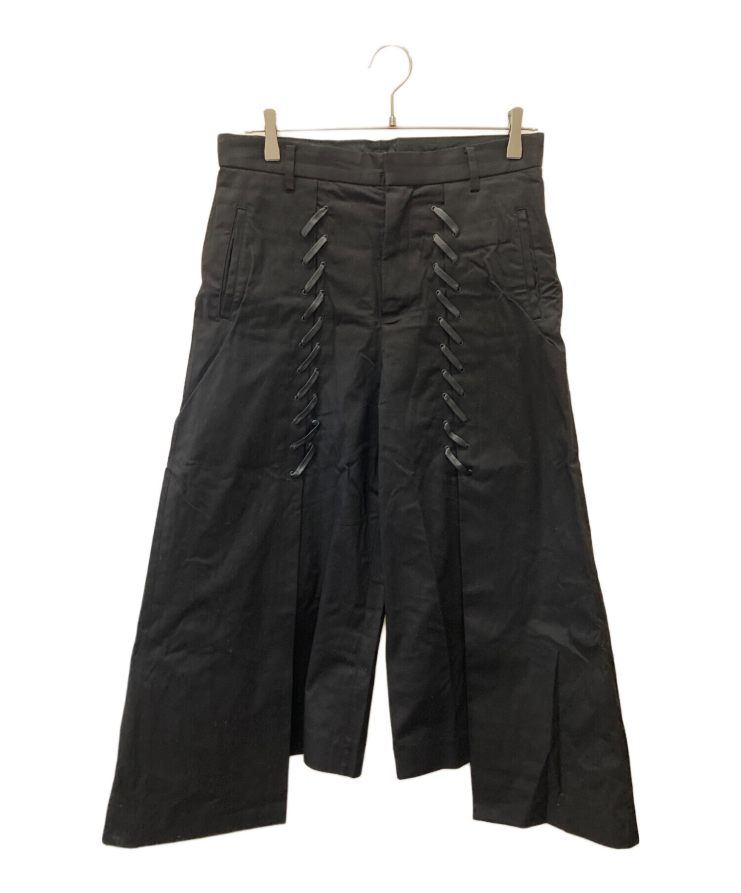 【noir kei ninomiya】ハーフパンツ Noir Kei Ninomiya ウィメンズ ショートパンツ通販 - FARFETCH