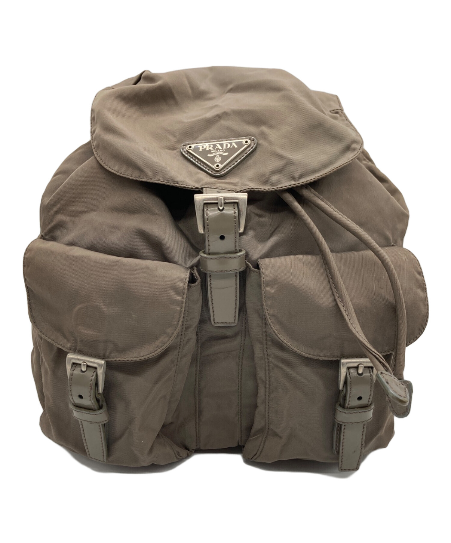 中古・古着通販】PRADA (プラダ) ナイロンリュック グレー|ブランド 中古・古着通販】PRADA (プラダ) ナイロンリュック グレー|ブランド
