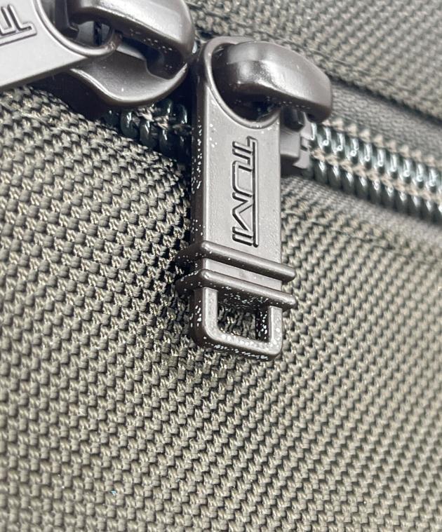 トゥミ　メッセンジャーバッグ　バッグ　ブランド　ファスナー　グレー　メンズお洒落 中古・古着通販】TUMI (トゥミ) メッセンジャーバッグ ブラウン