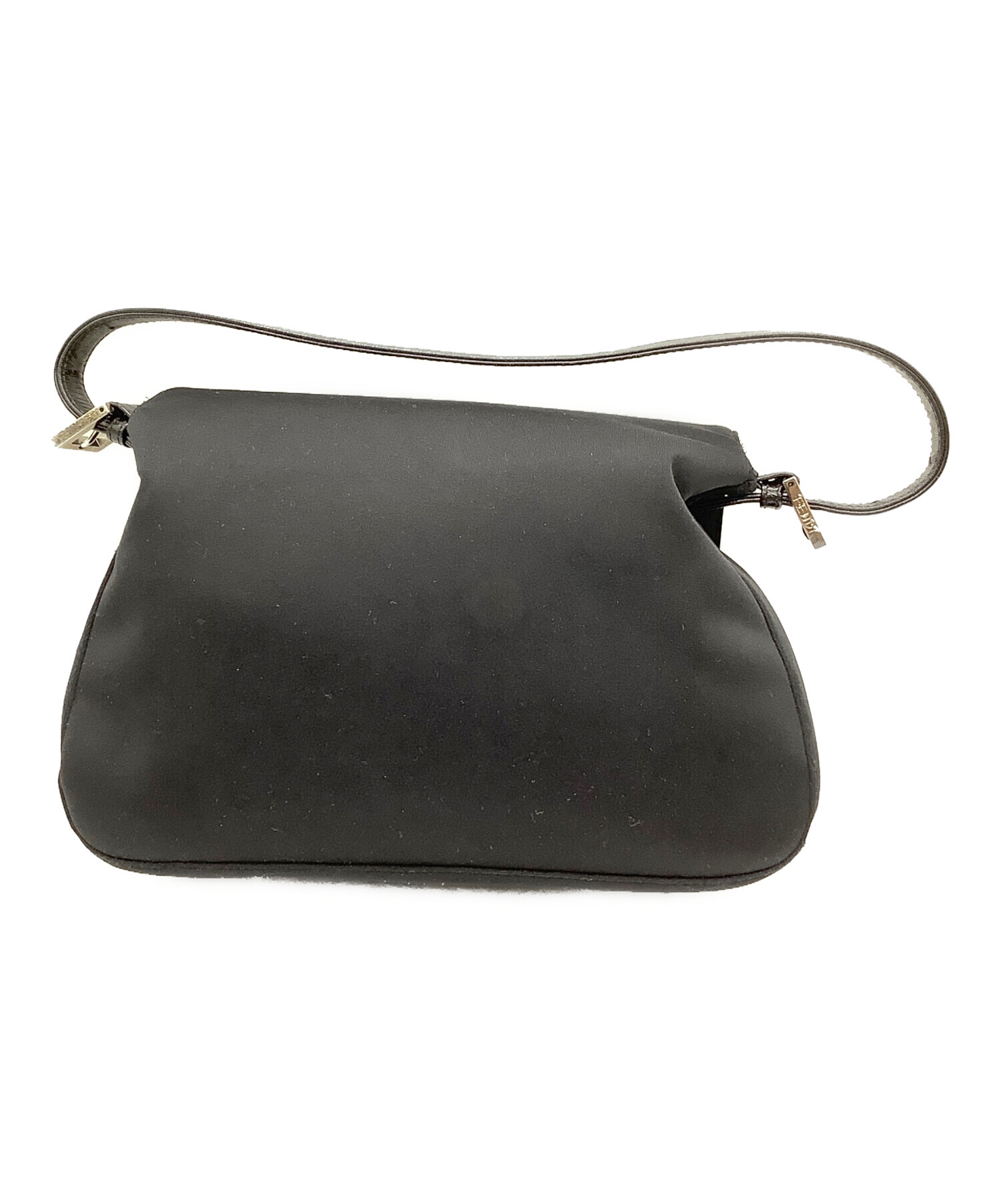 中古・古着通販】FENDI (フェンディ) ショルダーバッグ ブラック