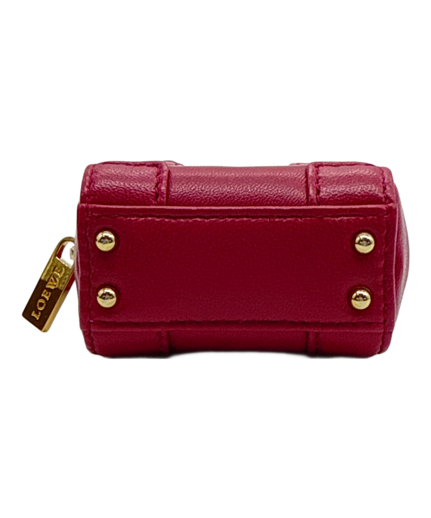 LOEWE ロエベ ショルダーバッグ  赤 【古着】【中古】【送料無料】 中古・古着通販】LOEWE (ロエベ) ショルダーバッグ レッド｜ブランド