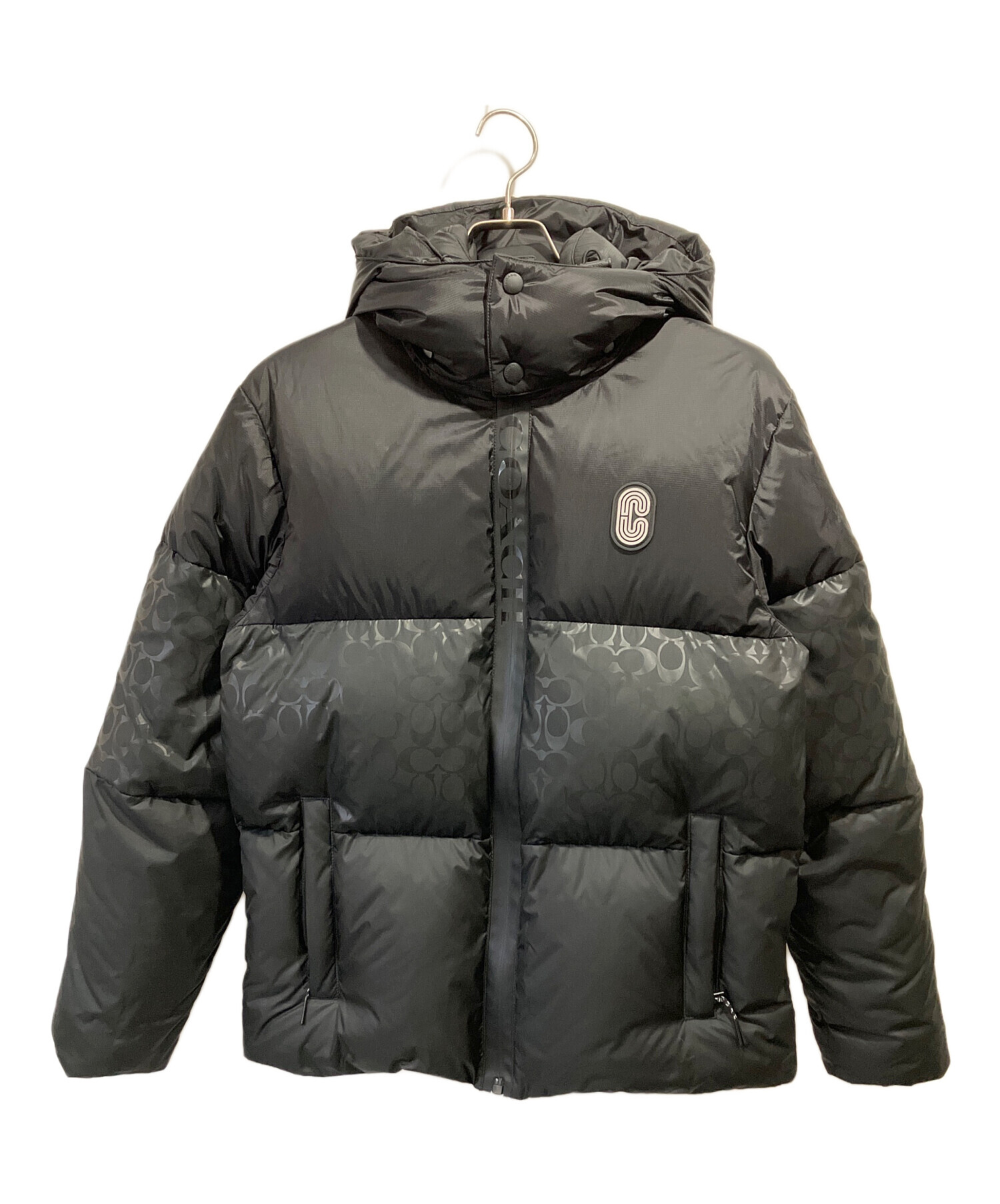 COACH　シグネチャーダウン　　 黒×チャコールグレー　Ｍ 中古・古着通販】COACH (コーチ) シグネチャー / カラーブロックダウン