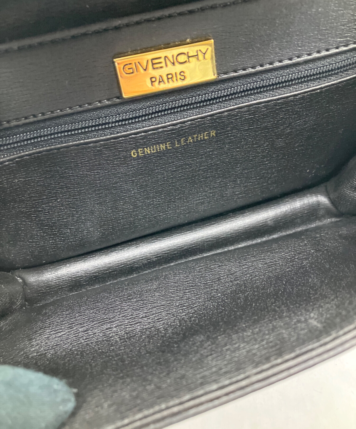 中古・古着通販】GIVENCHY (ジバンシィ) レザーハンドバッグ ブラック