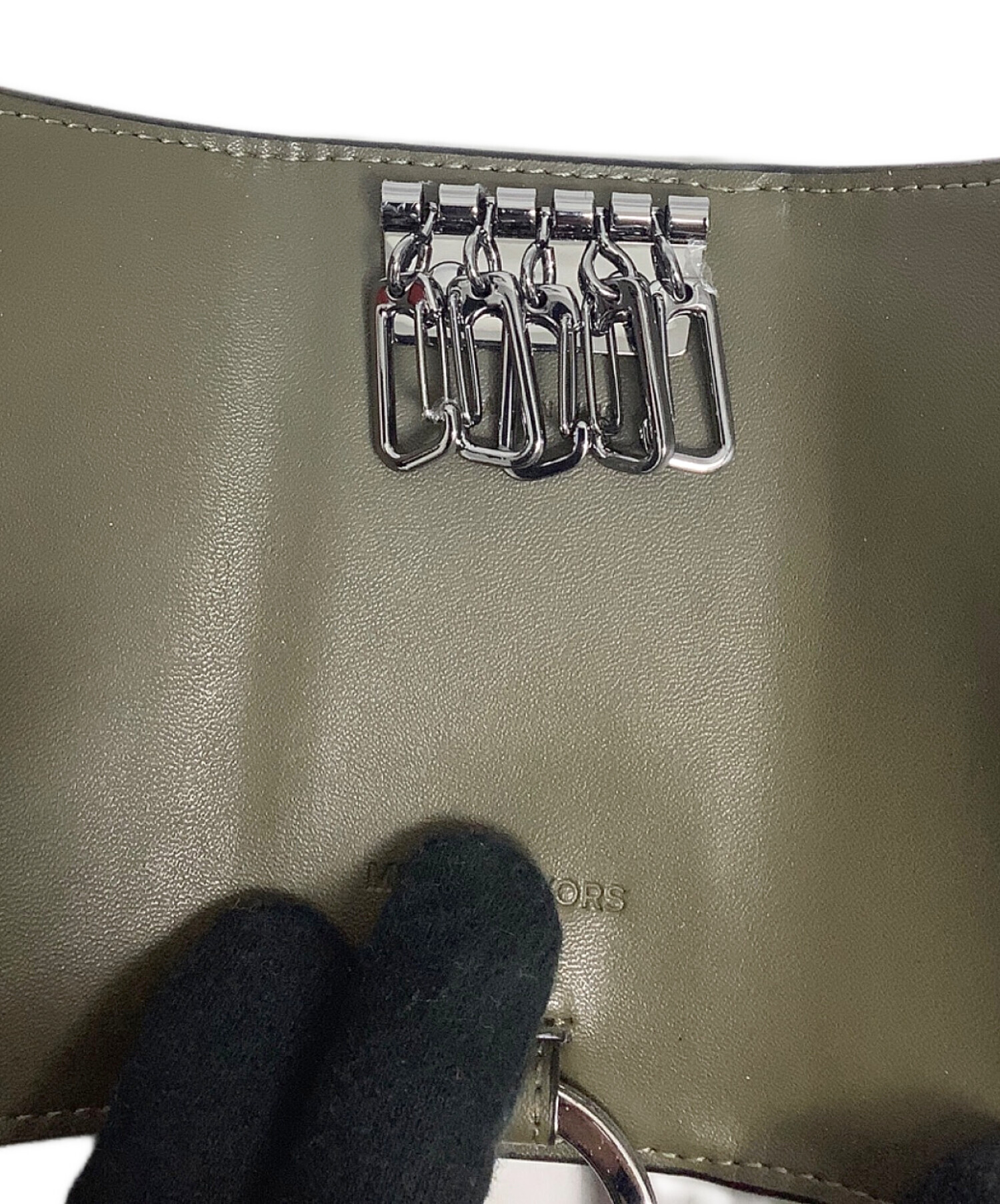 中古・古着通販】MICHAEL KORS (マイケルコース) キーケース カーキ 未 