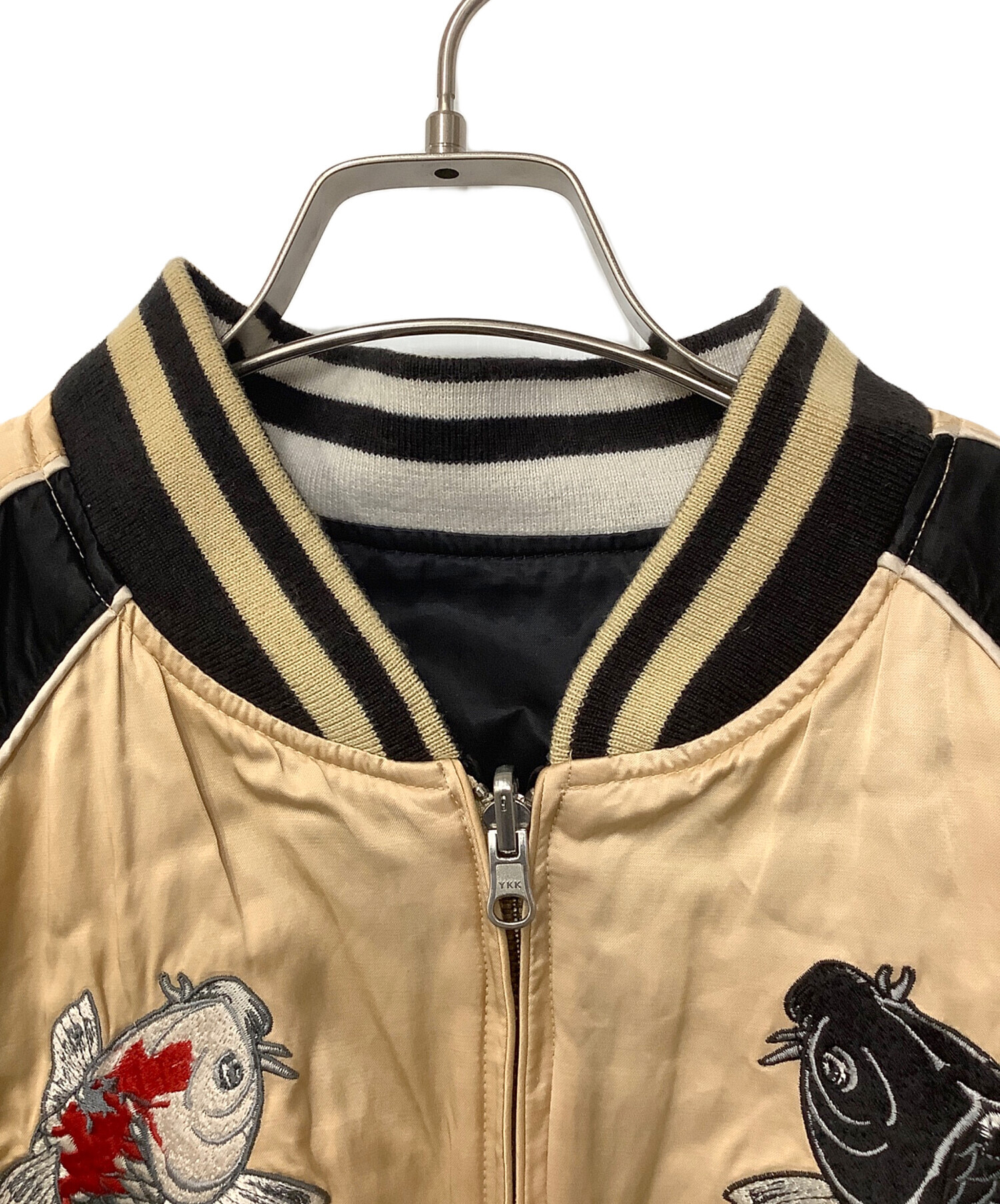 中古・古着通販】絡繰魂 (カラクリダマシイ) スカジャン ベージュ 
