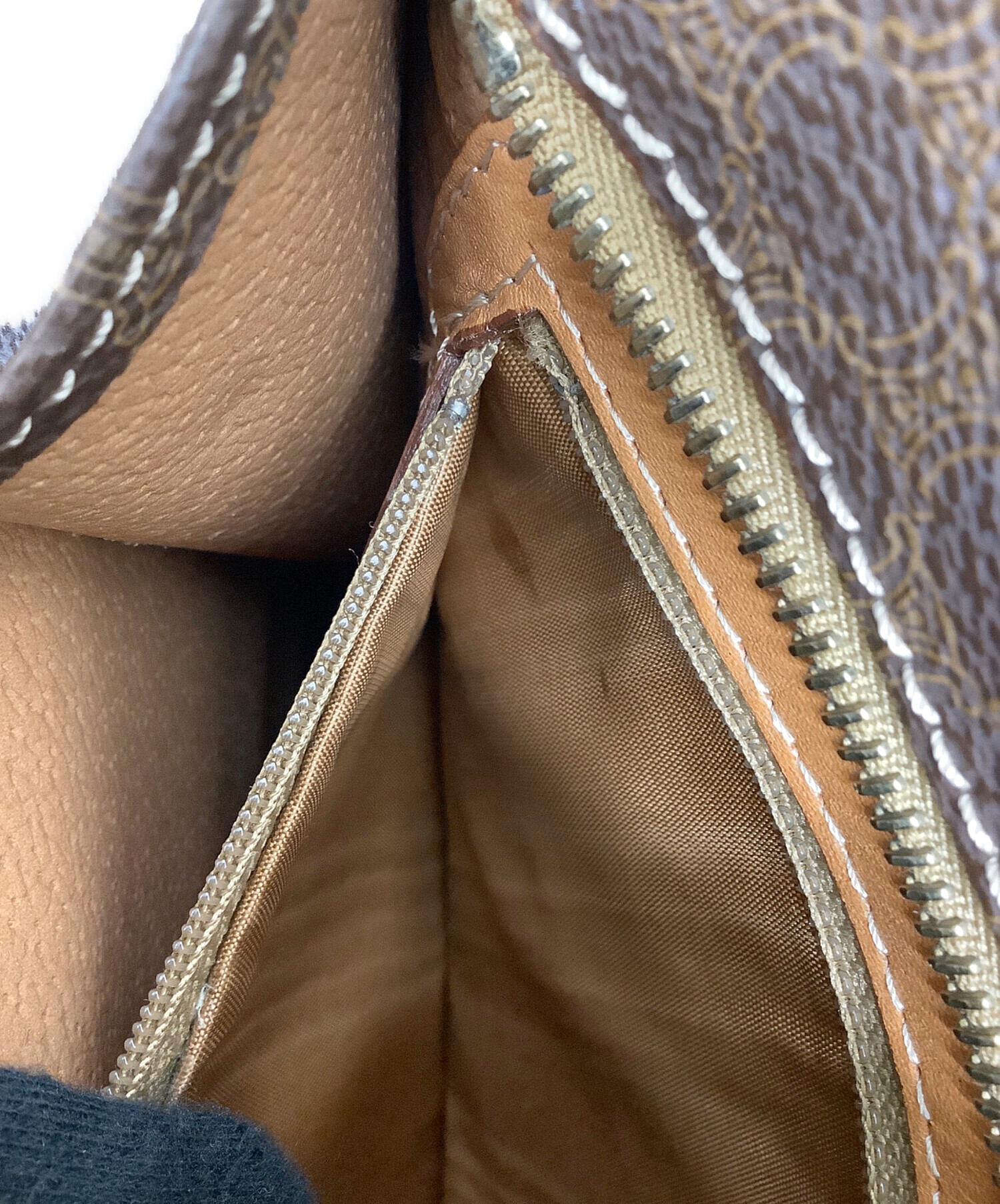 中古・古着通販】CELINE (セリーヌ) ハンドバッグ ブラウン｜ブランド