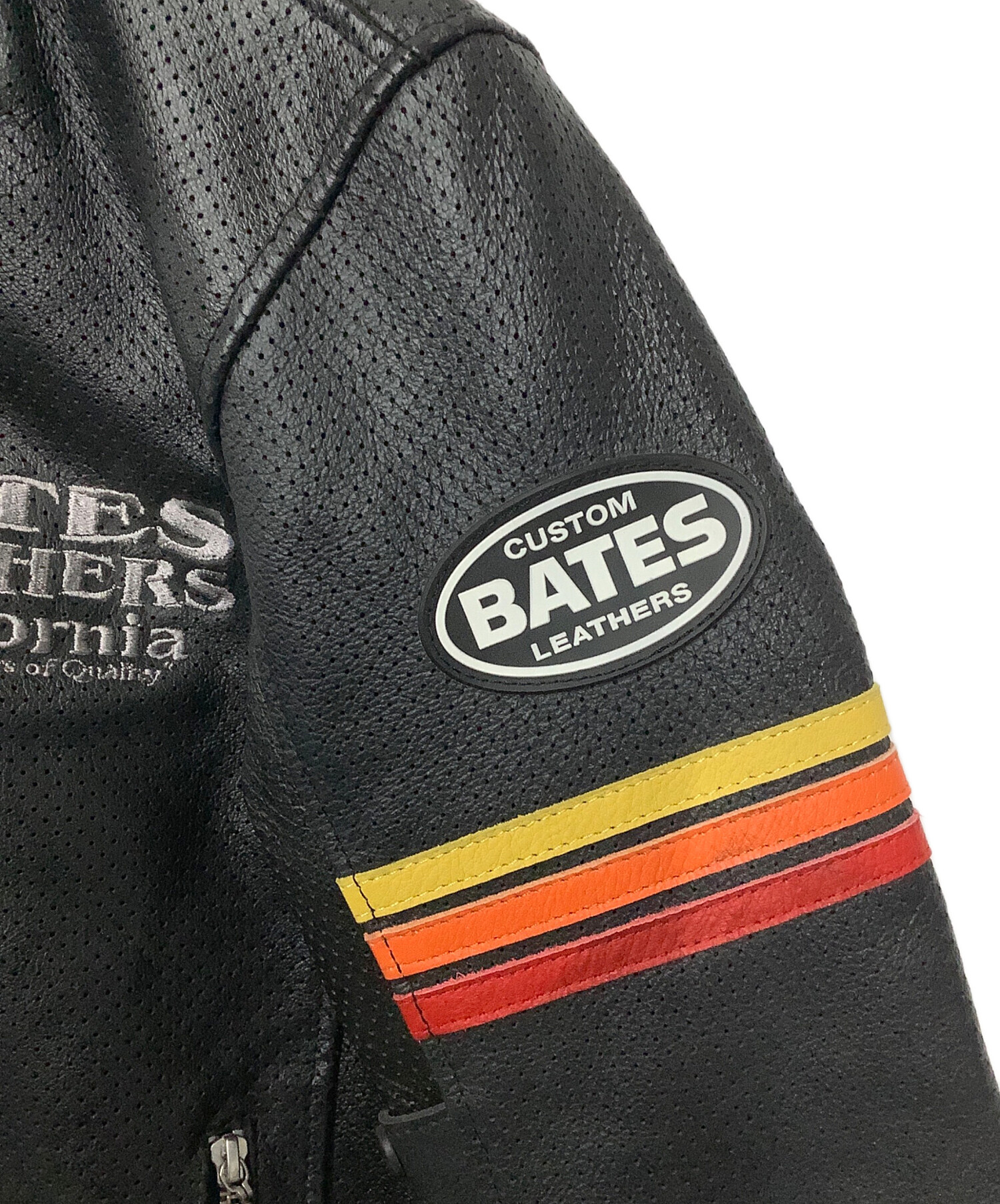 中古・古着通販】BATES (ベイツ) パンチングレザージャケット ブラック
