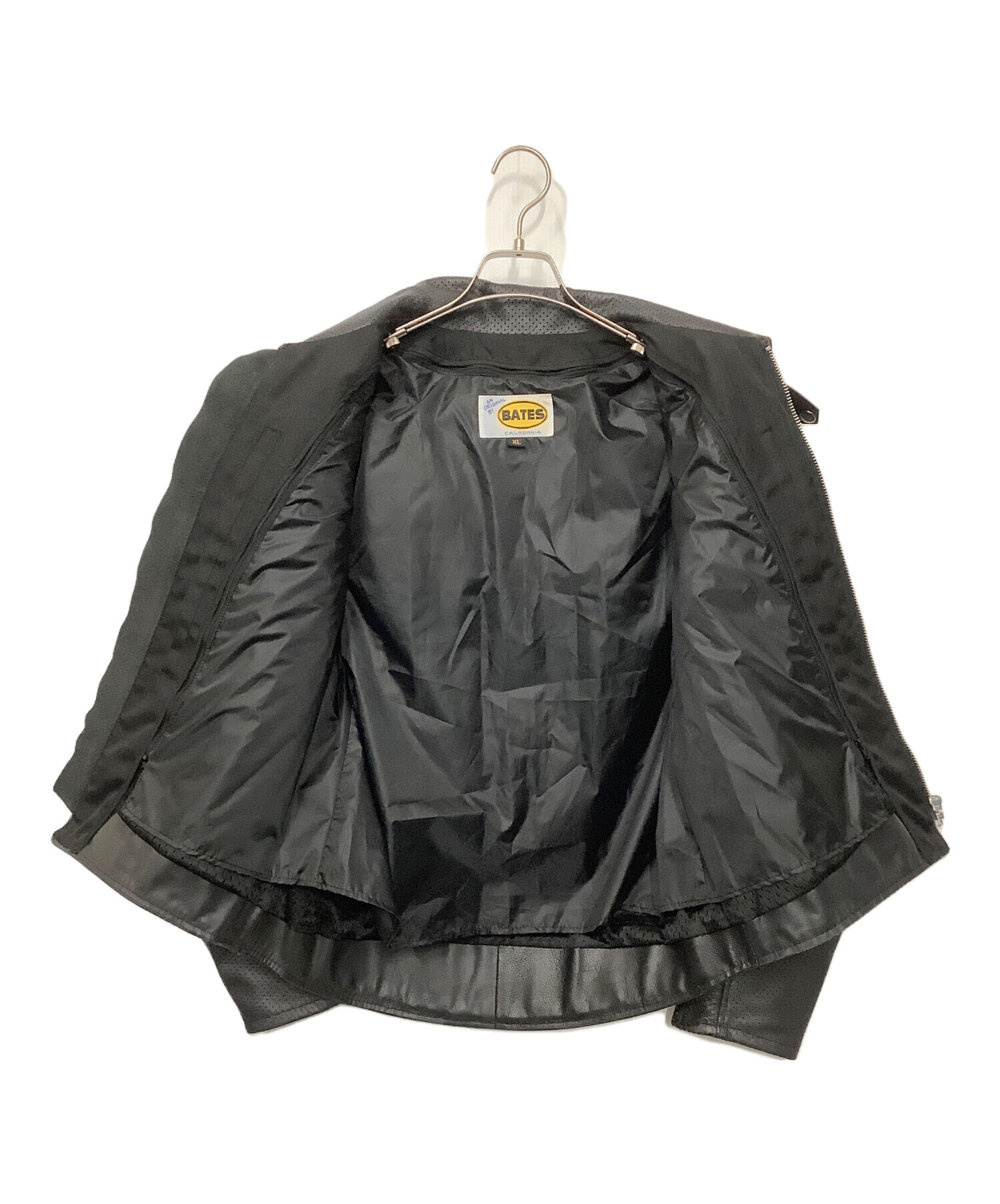 中古・古着通販】BATES (ベイツ) パンチングレザージャケット ブラック