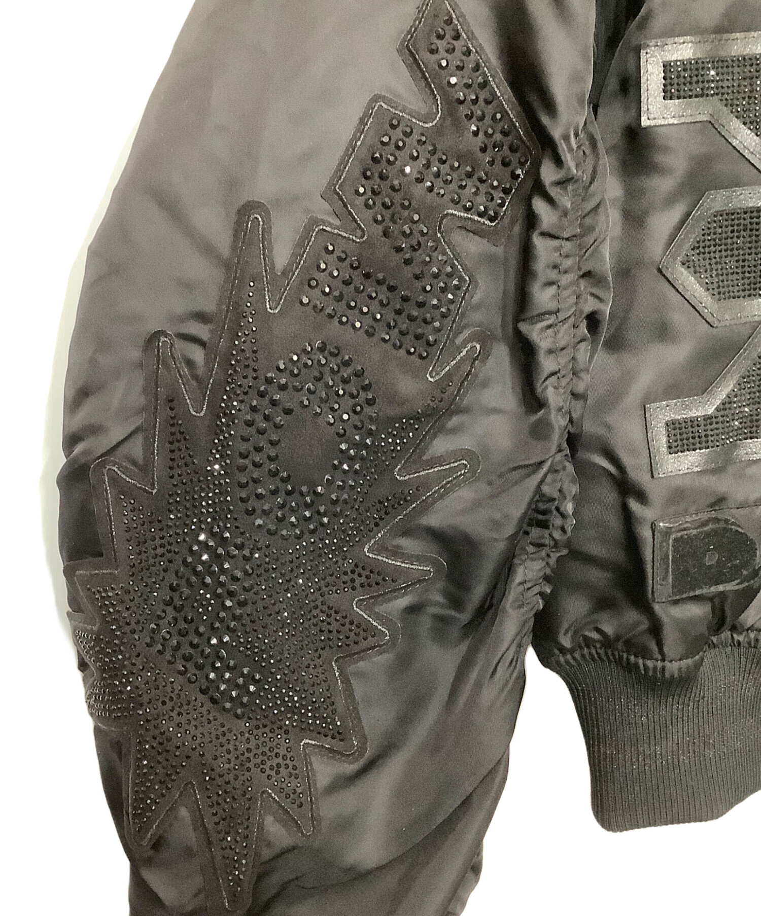 【中古美品】DIESEL ディーゼル ボンバージャケット ダウンジャケット 中古・古着通販】DIESEL (ディーゼル) ボンバージャケット ブラック