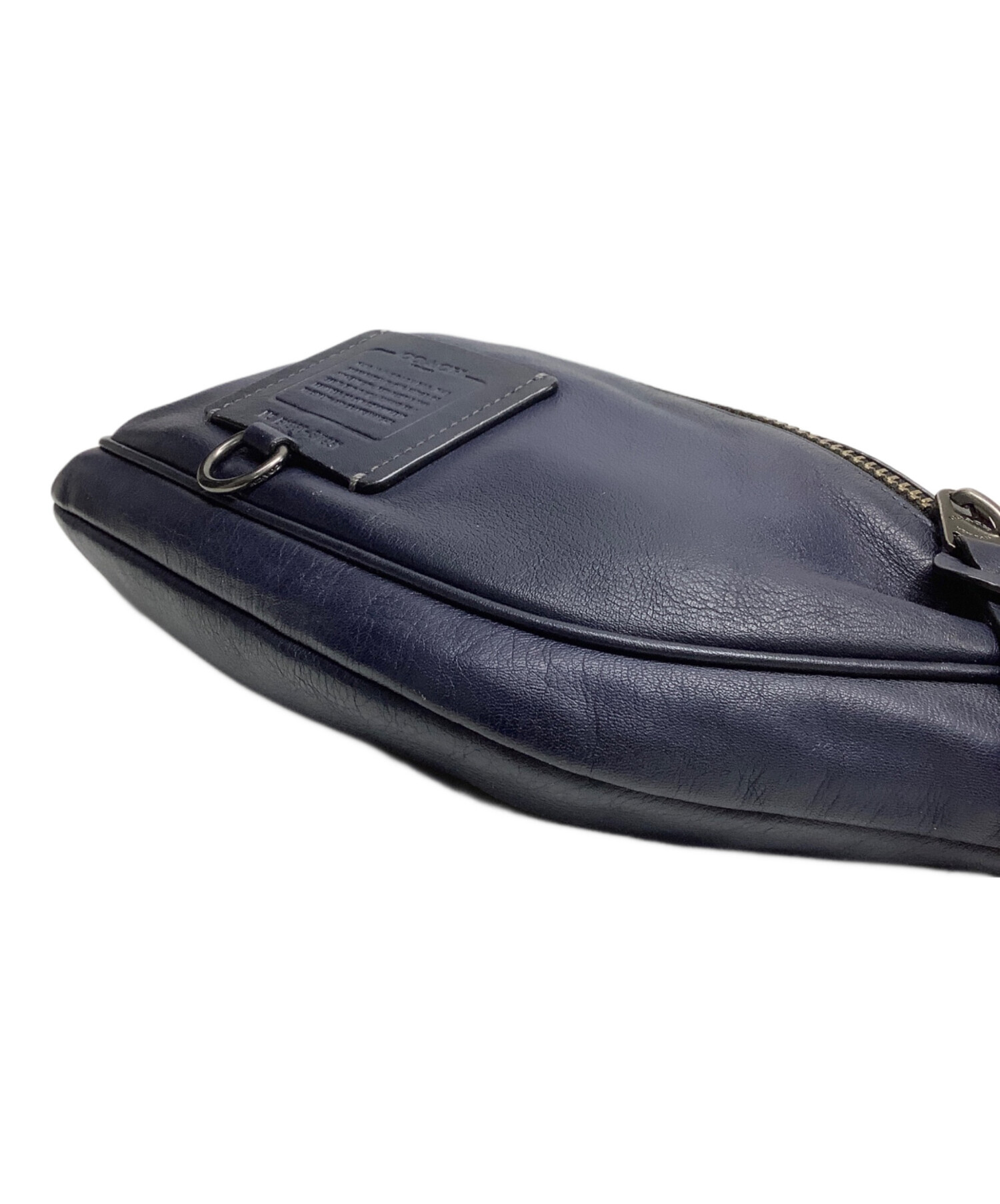 コーチ ボディバッグ ネイビー 未使用 中古・古着通販】COACH (コーチ) ボディーバッグ ネイビー サイズ:FREE