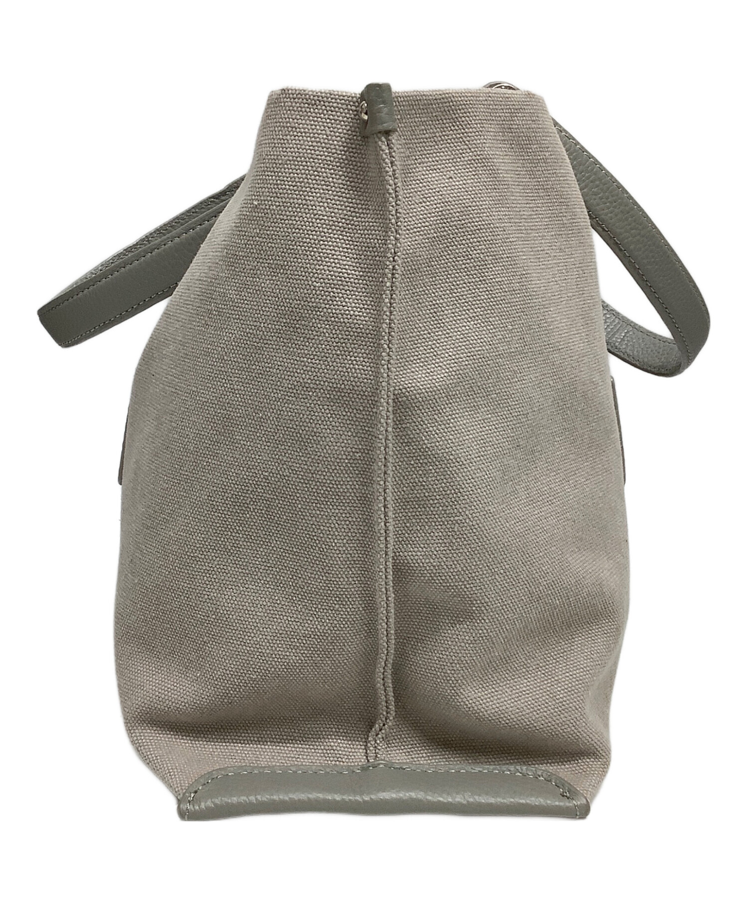 中古・古着通販】IACUCCI (イアクッチ) ハンドバッグ グレー｜ブランド