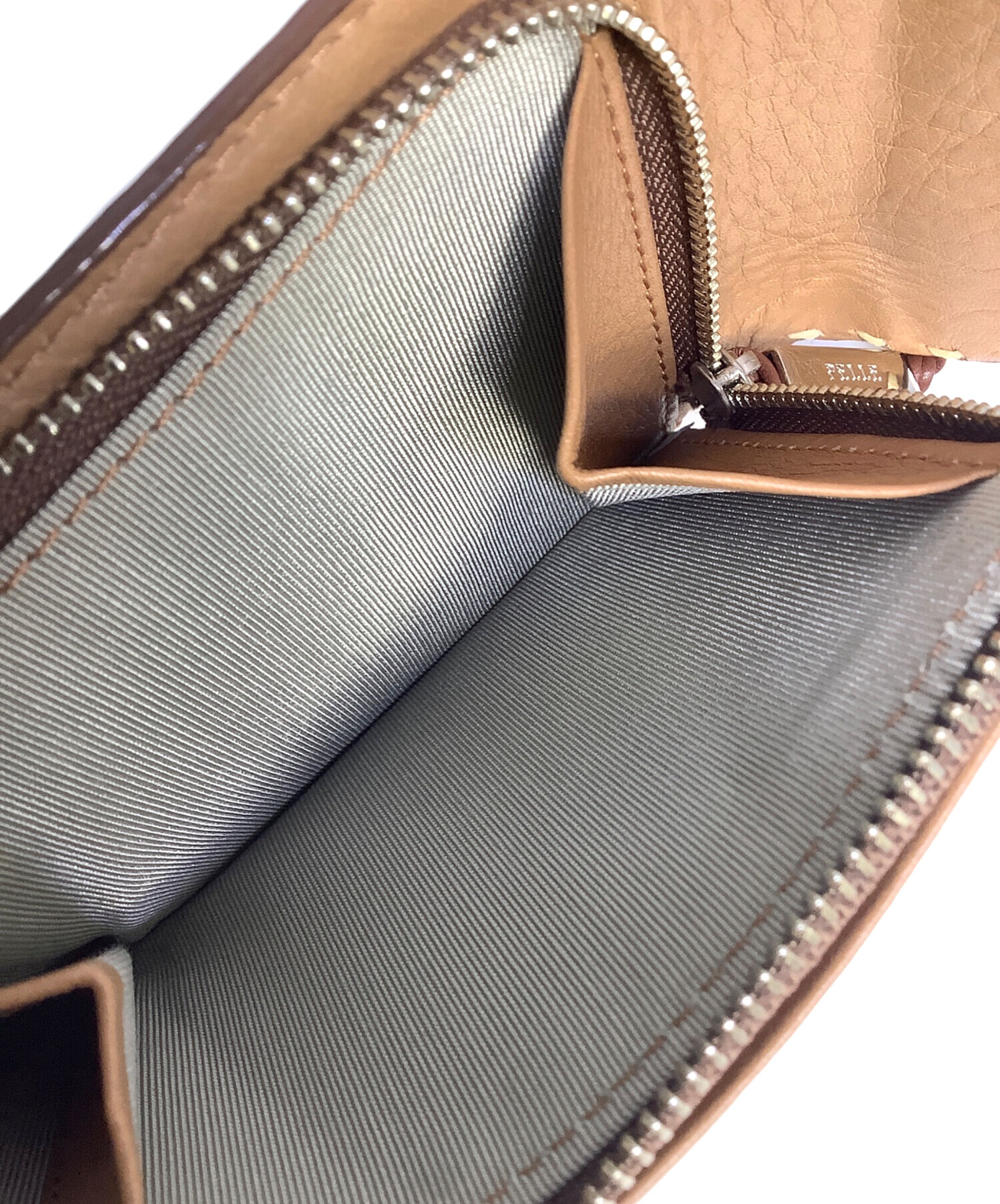 中古・古着通販】PELLE BORSA (ペレボルサ) 2つ折り財布|ブランド 中古・古着通販】PELLE BORSA (ペレボルサ) 2つ折り財布|ブランド