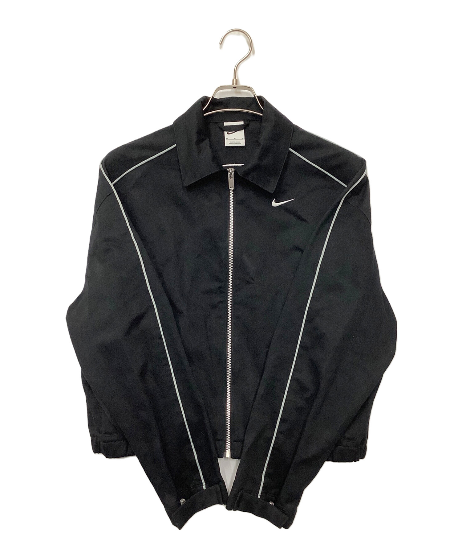 【未使用】 【NIKE】　ブラック ジャケット Mサイズ 中古・古着通販】NIKE (ナイキ) ウーブン ジャケット ブラック サイズ