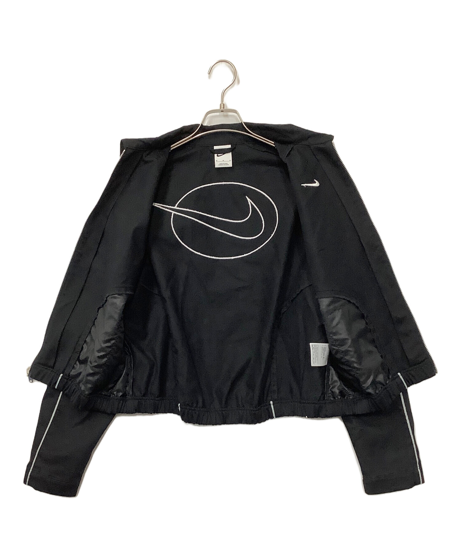 【未使用】 【NIKE】　ブラック ジャケット Mサイズ 中古・古着通販】NIKE (ナイキ) ウーブン ジャケット ブラック サイズ