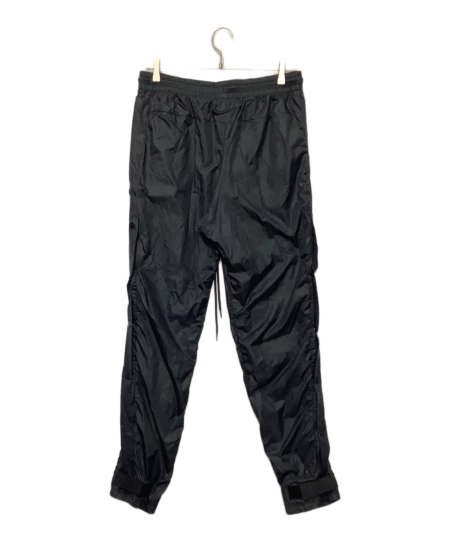中古・古着通販】NIKE (ナイキ) ナイロンパンツ ブラック サイズ:M