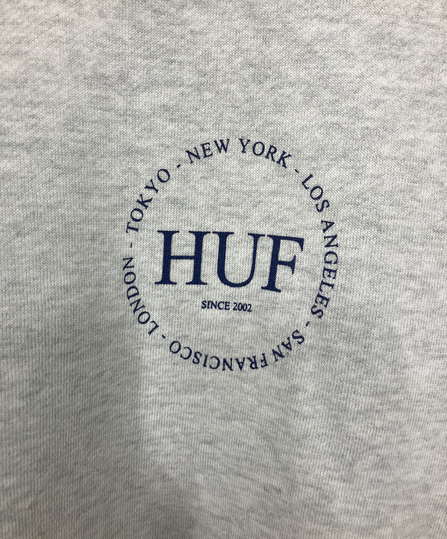中古・古着通販】HUF (ハフ) プルオーバーパーカー グレー サイズ:M