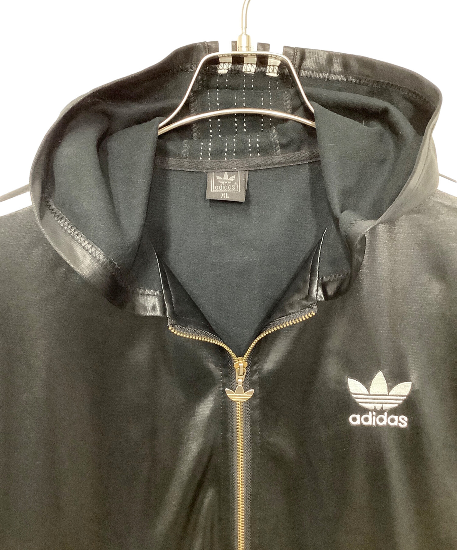 adidas ヴィンテージ ジップアップパーカー 中古・古着通販】adidas (アディダス) ジップパーカー ブラック サイズ