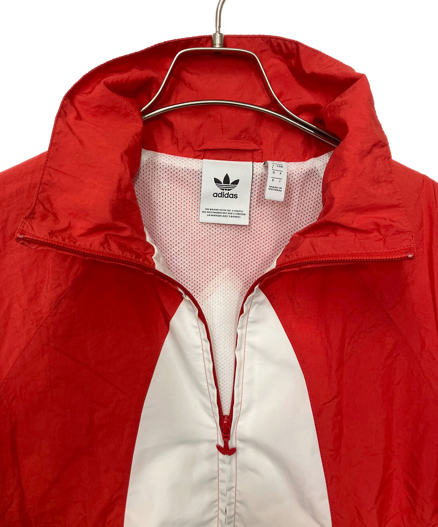 中古・古着通販】adidas (アディダス) ナイロンジャケット レッド