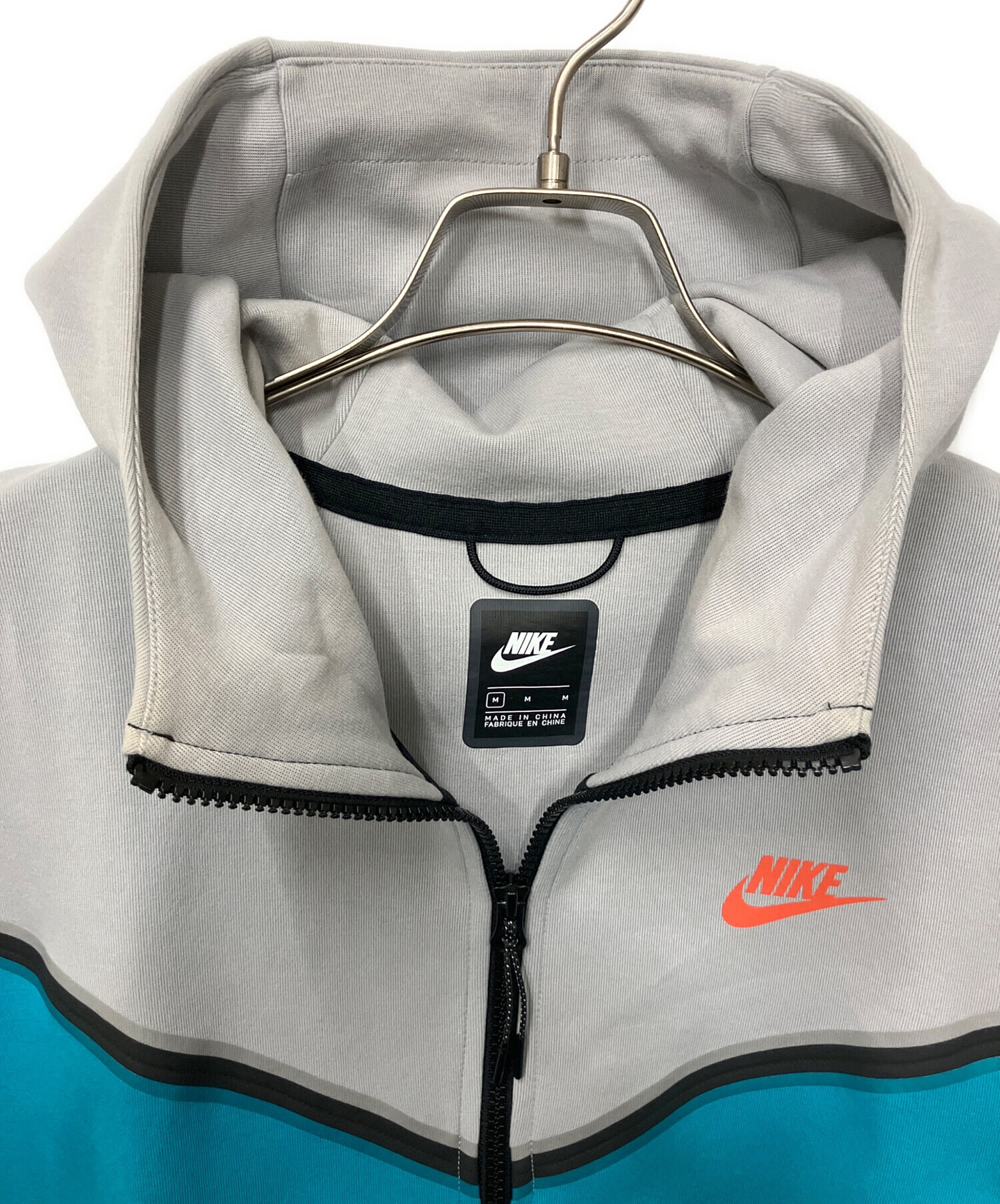 美品 ナイキパーカー 中古・古着通販】NIKE (ナイキ) ジップパーカー グレー×ブルー サイズ