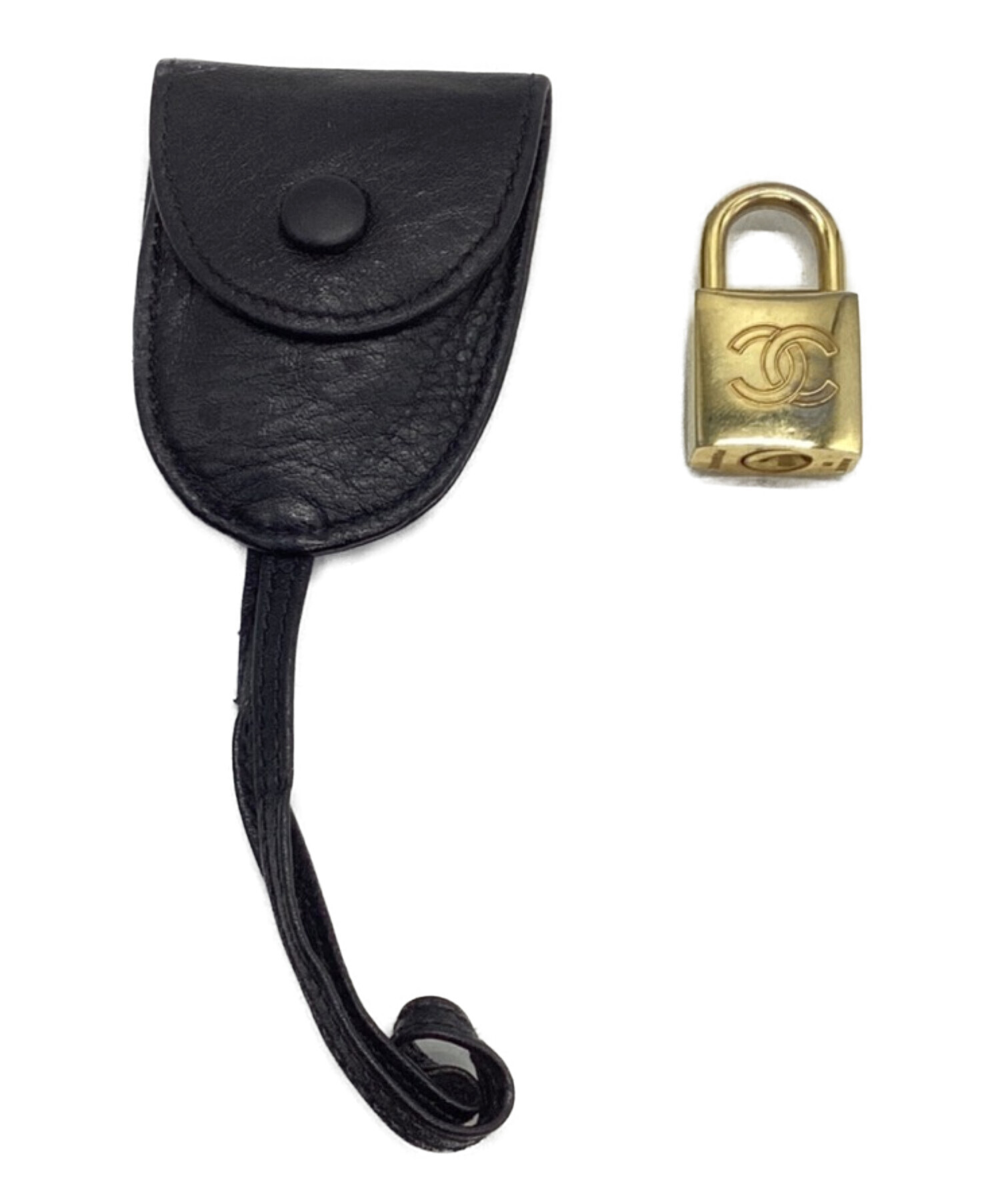 中古・古着通販】CHANEL (シャネル) カデナ｜ブランド・古着通販