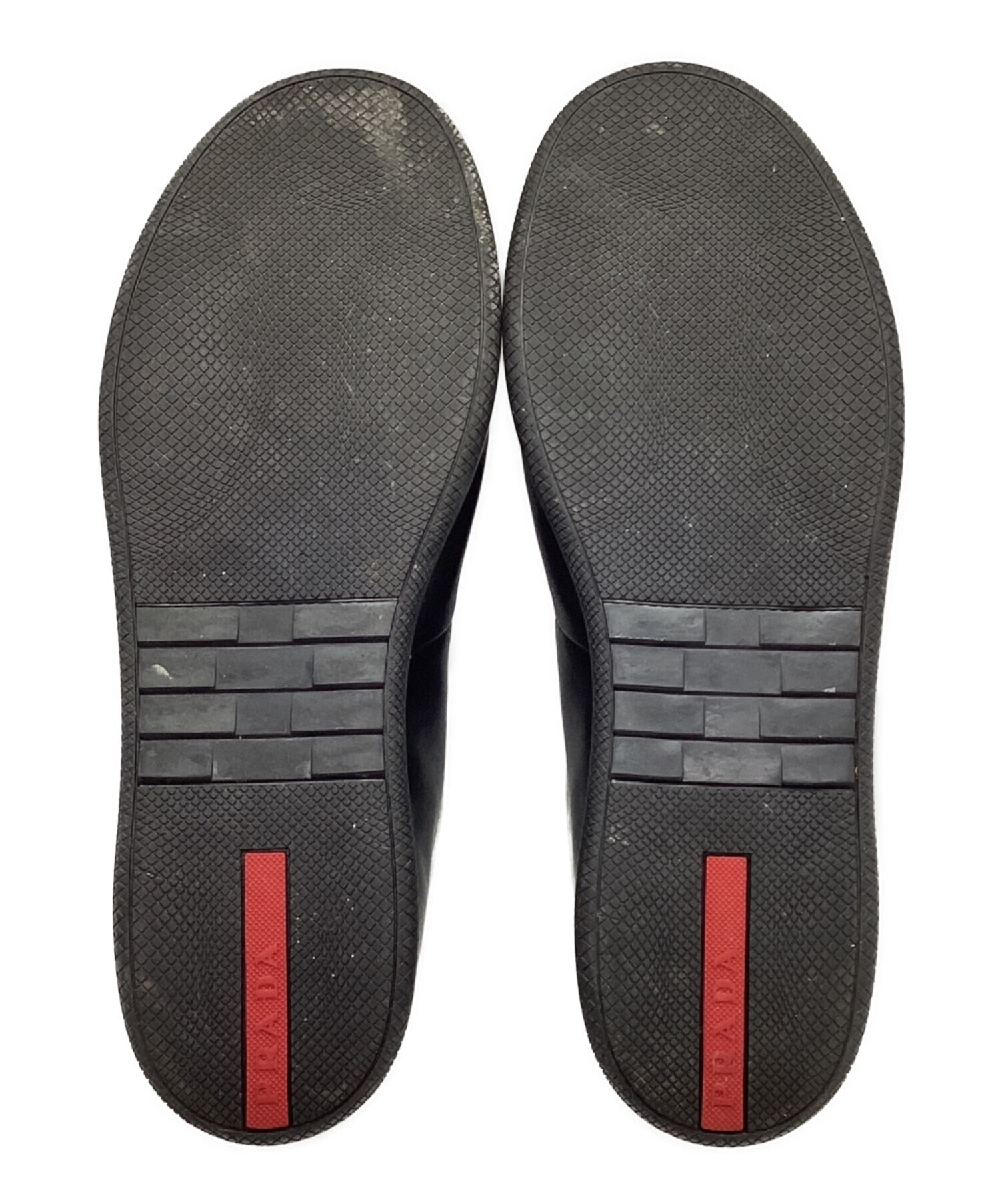 PRADA プラダ　ブラック オ-ルレザーロゴ入りスニーカー 中古・古着通販】PRADA (プラダ) レザースニーカー ブラック