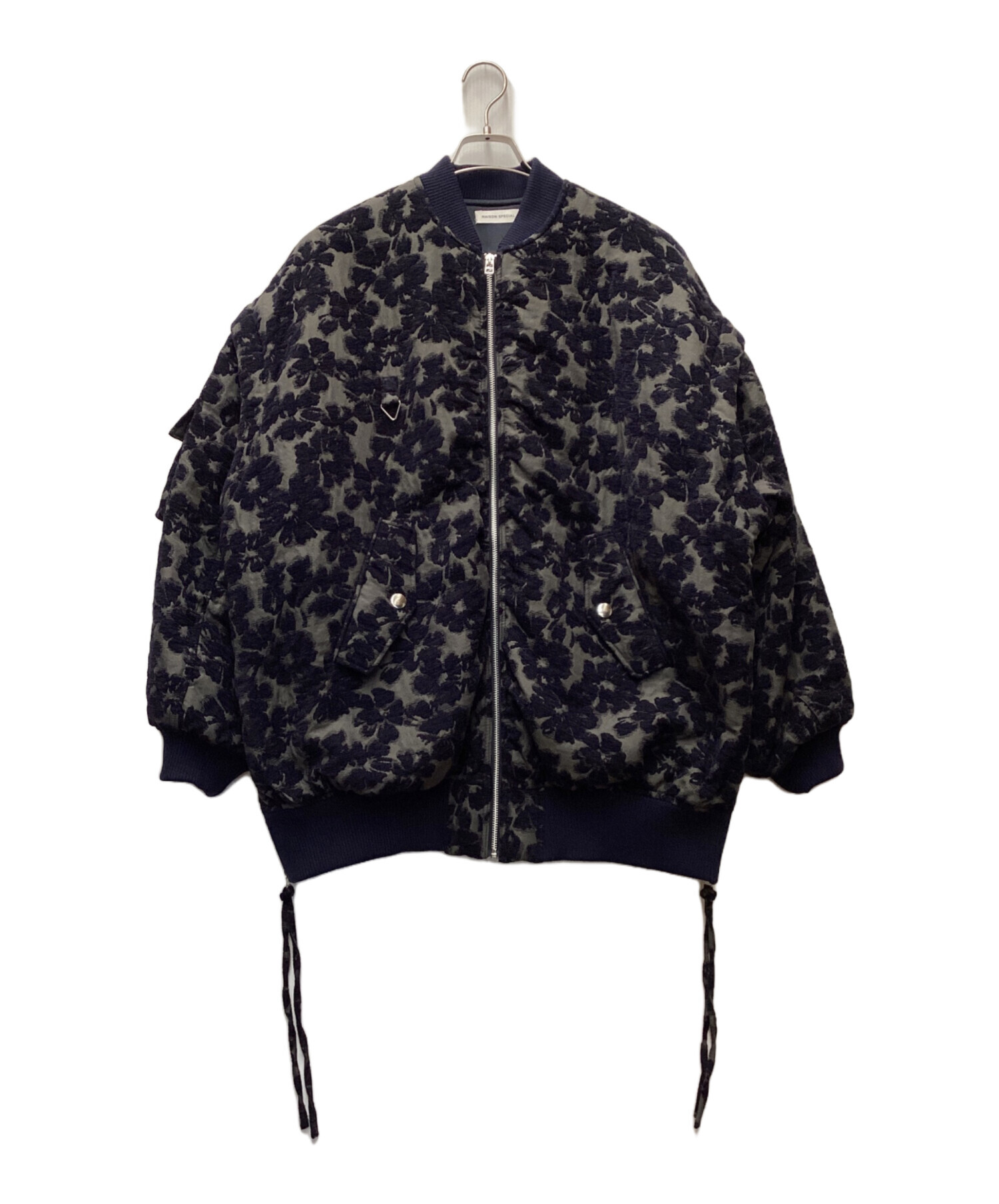 メゾンスペシャル フラワージャガード2WAYパフトップ maru⭐︎MAISON