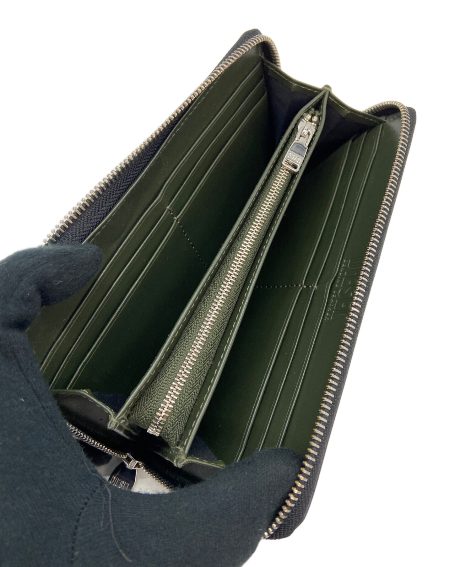 DIESEL ディーゼル　ラウンドファスナー長財布 X09009-PR227深緑 楽天市場】ディーゼル ラウンドファスナー長財布 X09009 PR227 メンズ