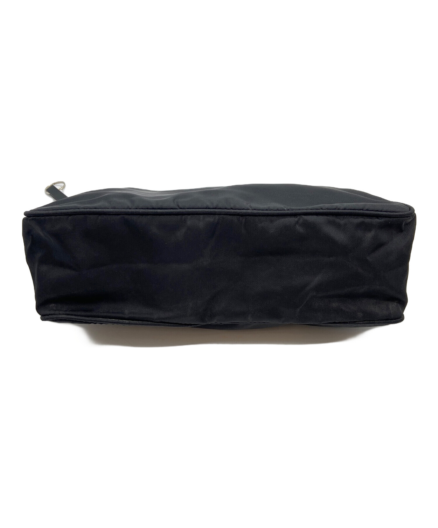 PRADA ブラック ナイロン ポーチ　未使用 中古・古着通販】PRADA (プラダ) ナイロンポーチ ブラック｜ブランド