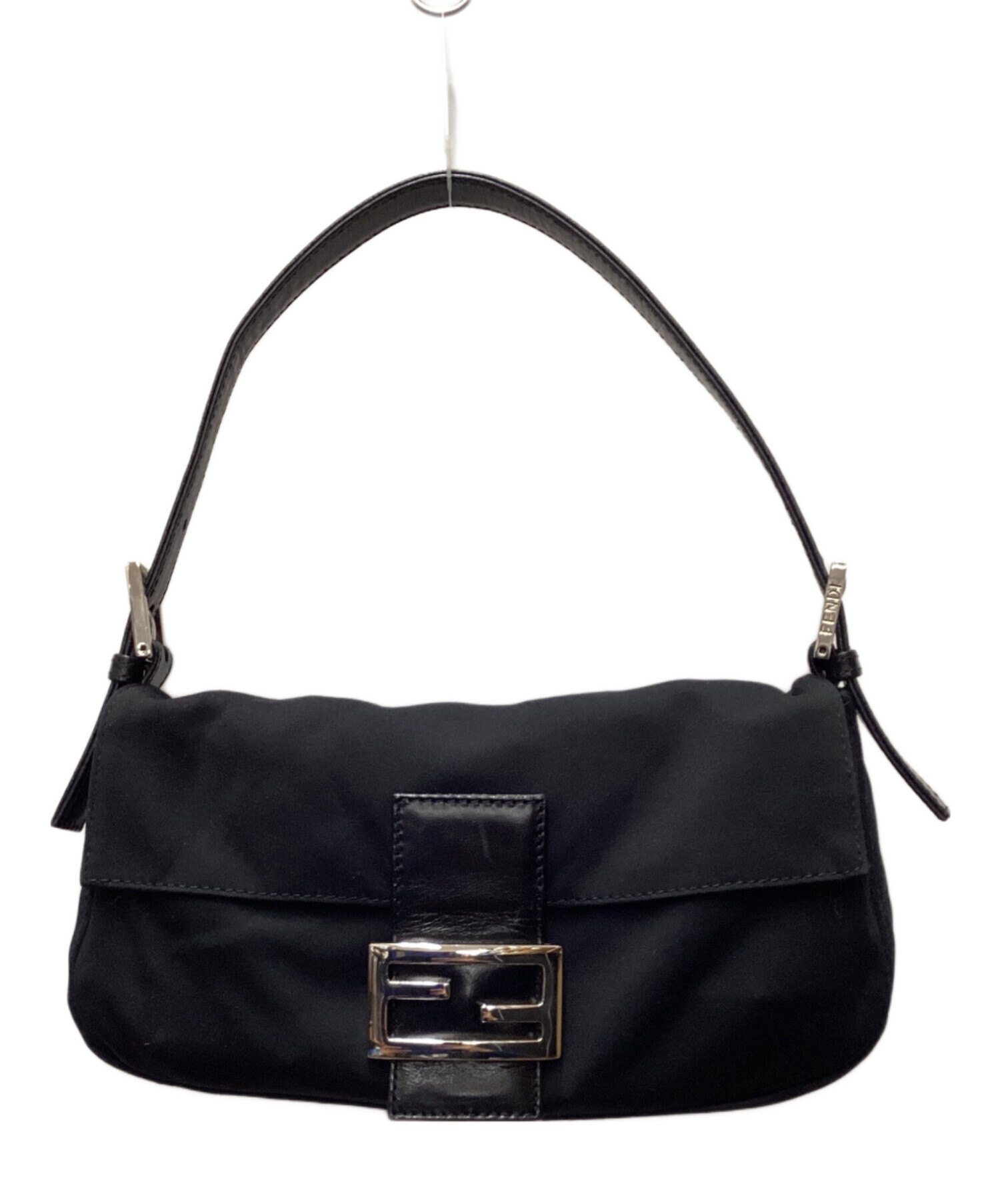 FENDI ブラックショルダーバッグ 中古・古着通販】FENDI (フェンディ) ショルダーバッグ ブラック