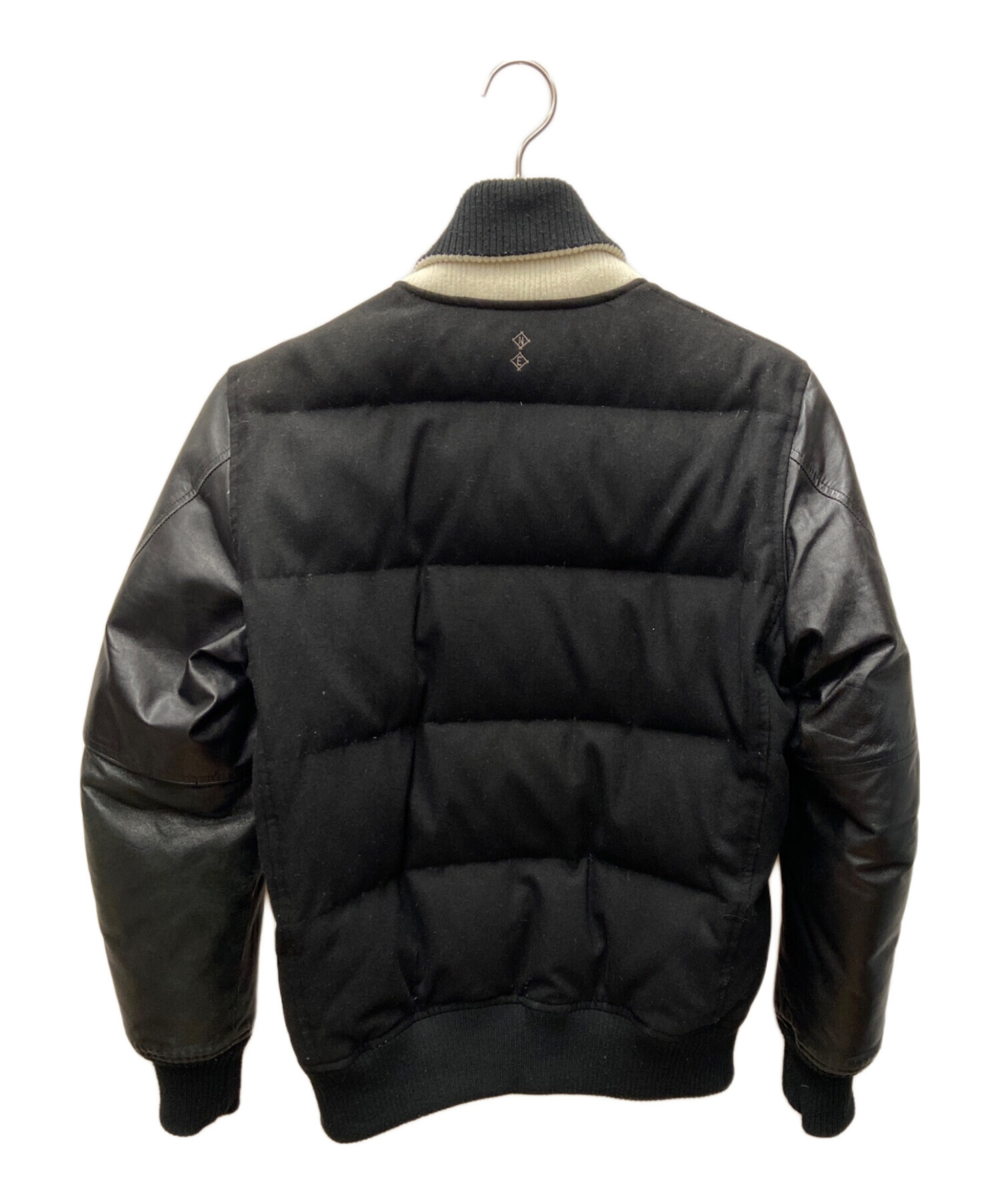 中古・古着通販】New Era (ニューエラ) ダウンジャケット ブラック