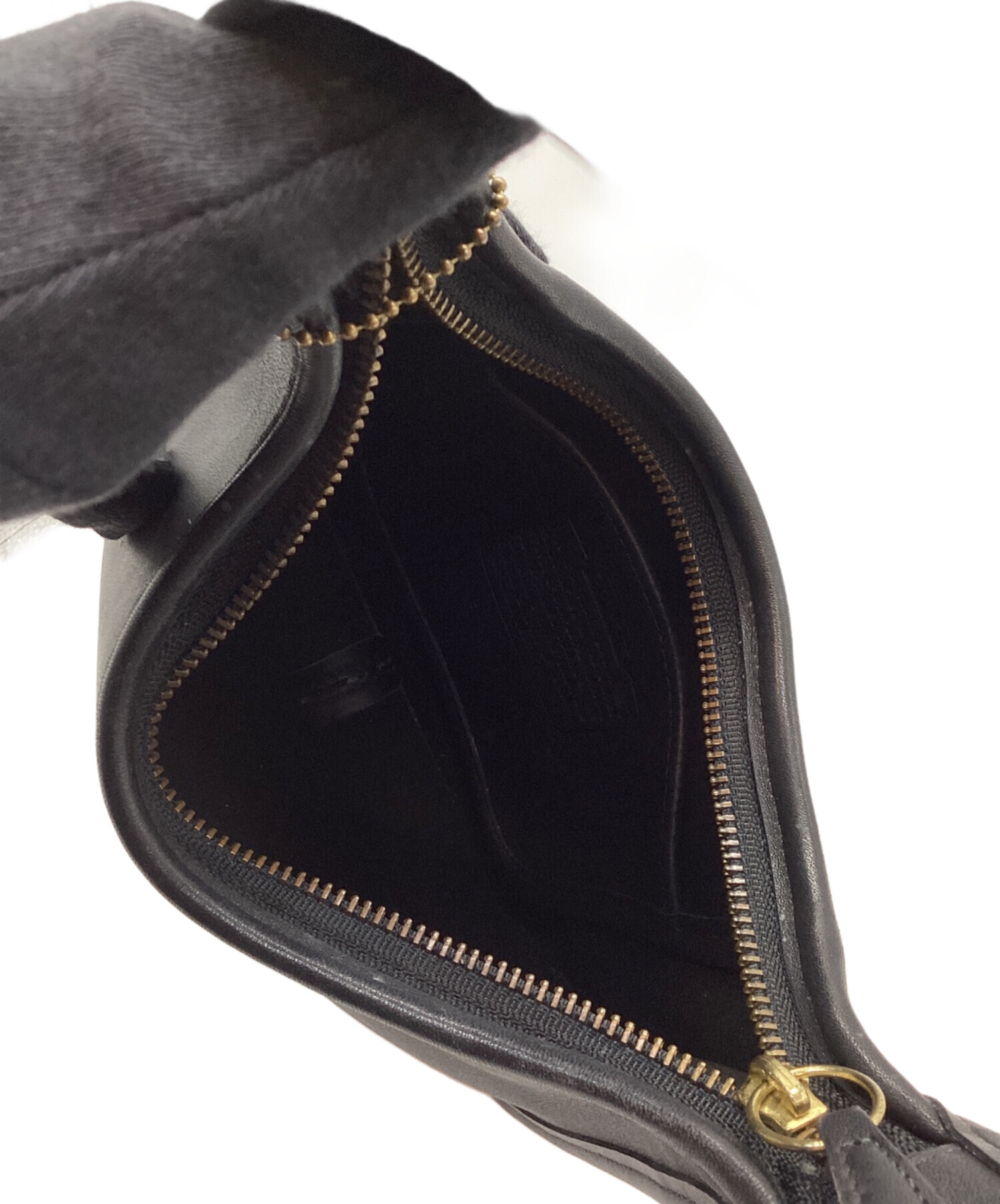 未使用 COACH フルグレインレザー ワンショルダーバッグ ダークブラウン 中古・古着通販】COACH (コーチ) ワンショルダーバッグ ブラウン