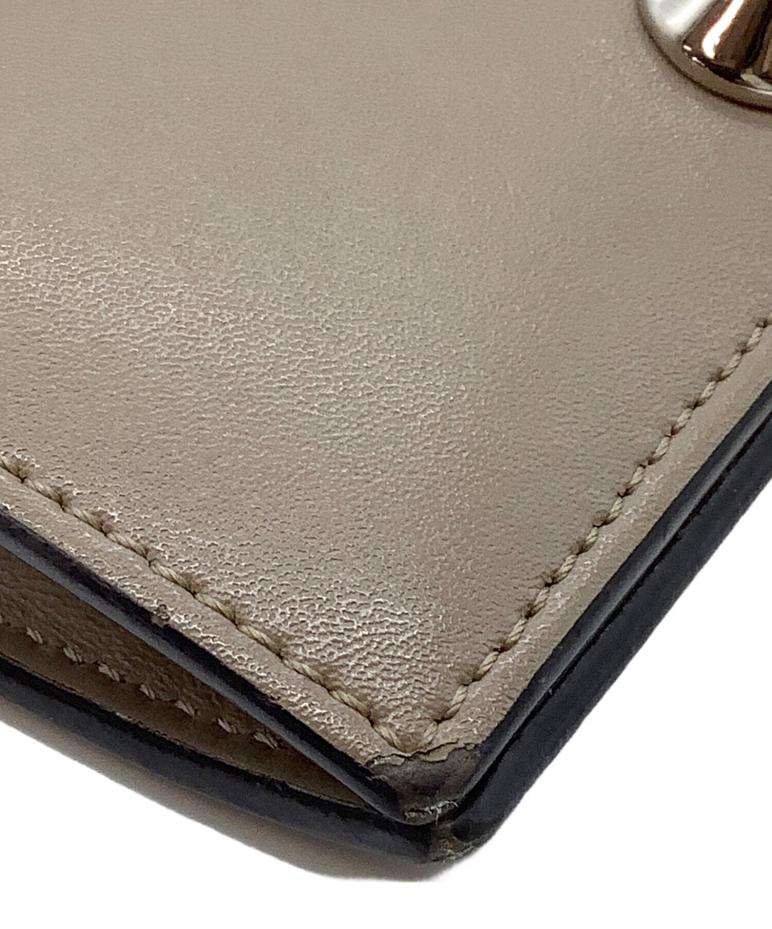 中古・古着通販】FENDI (フェンディ) 2つ折り財布 ベージュ｜ブランド