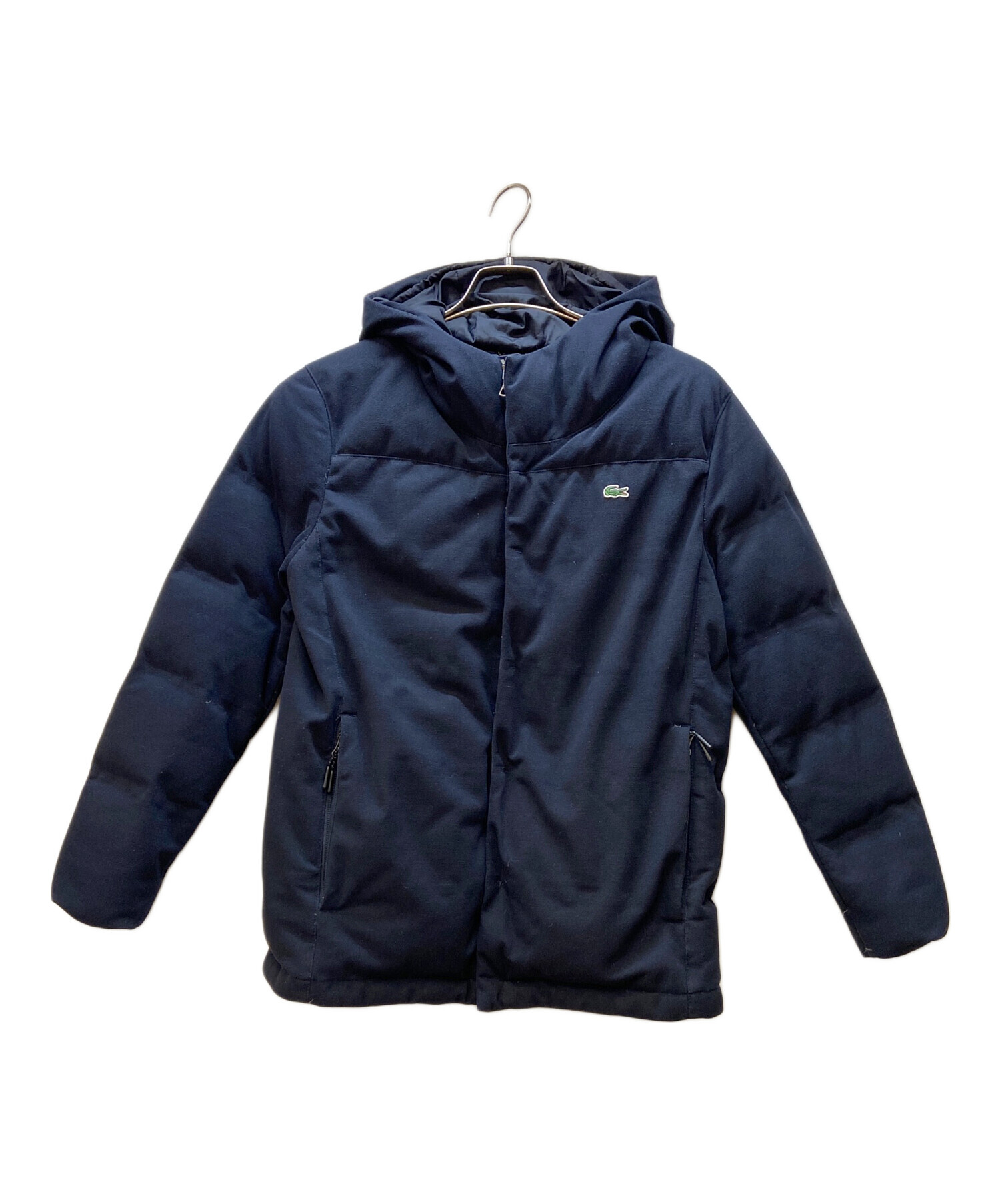 Lacoste フード付きダウンジャケット 青 中古・古着通販】LACOSTE (ラコステ) ダウンジャケット ネイビー